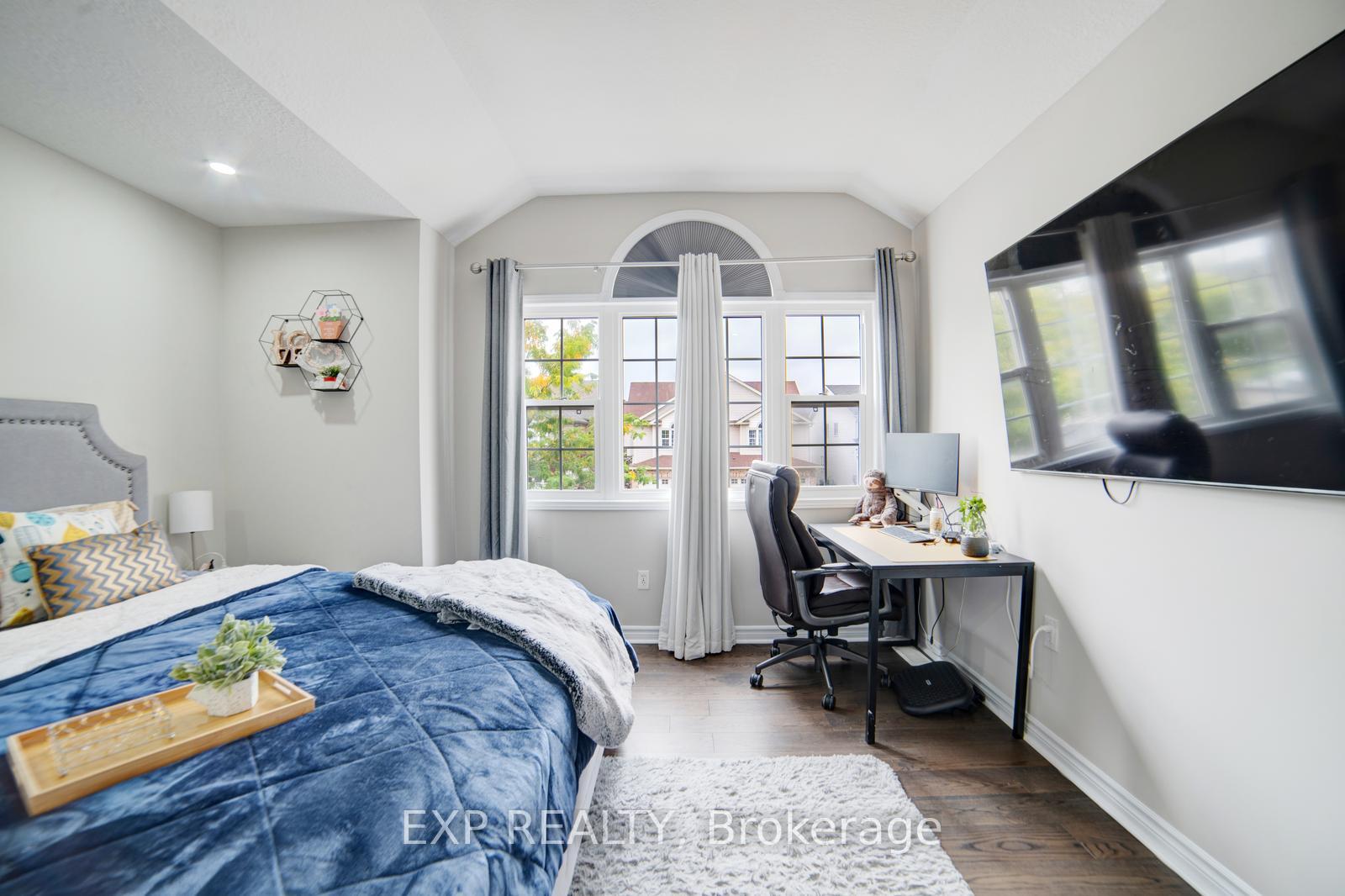 Photo 21 of 56 Verona Street, Kitchener — HOMEH