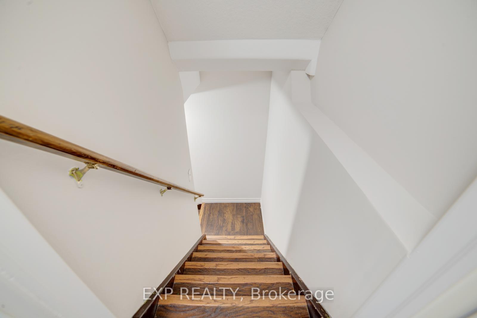 Photo 32 of 56 Verona Street, Kitchener — HOMEH
