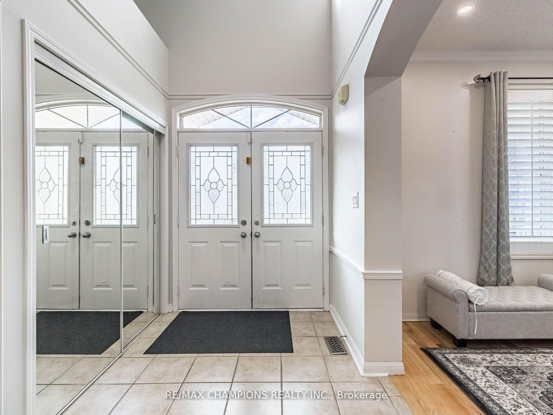 Photo 6 of 707 Trudeau Drive, Milton, Beaty — HOMEH