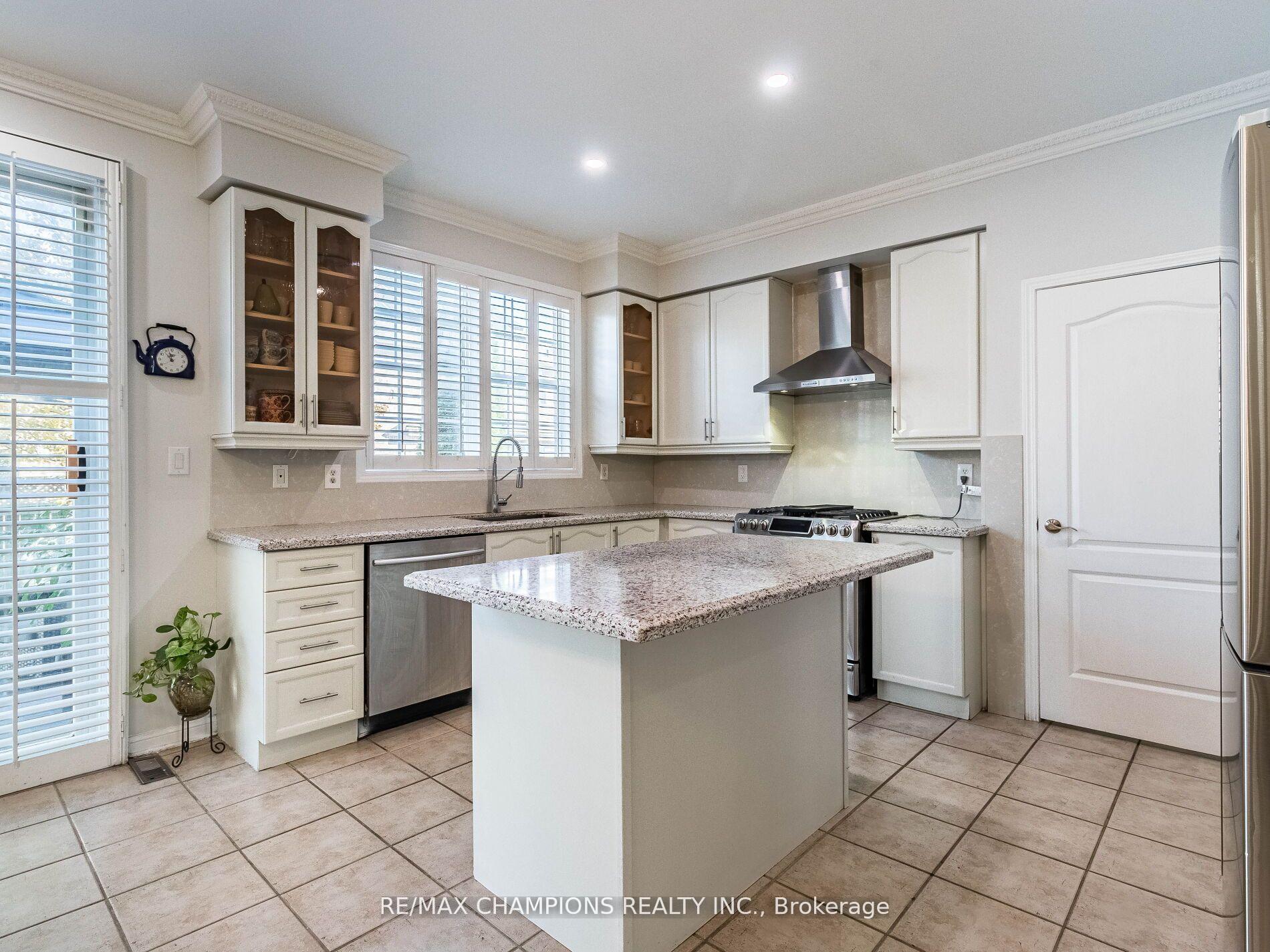 Photo 24 of 707 Trudeau Drive, Milton, Beaty — HOMEH