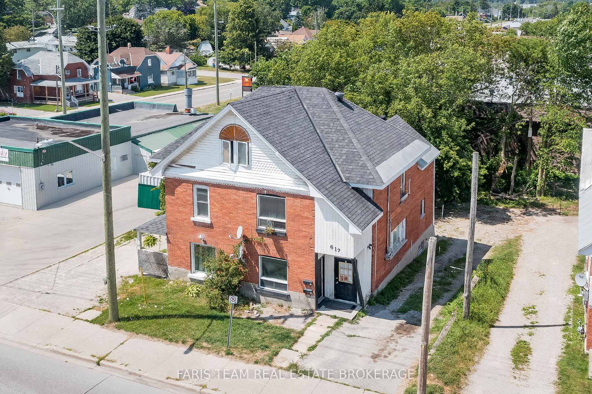 Photo 1 of 612 Bay Street, Midland — HOMEH