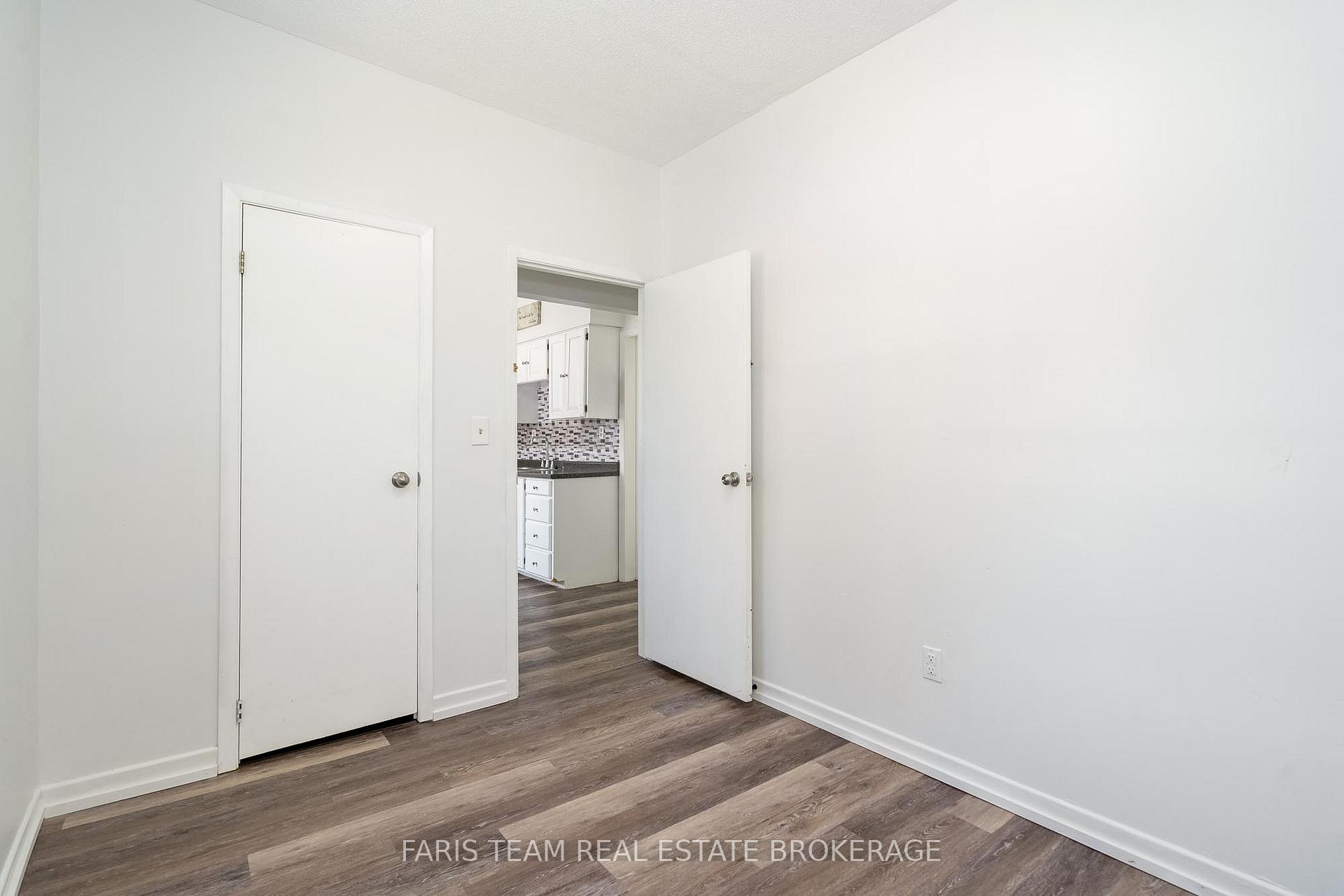 Photo 14 of 612 Bay Street, Midland — HOMEH