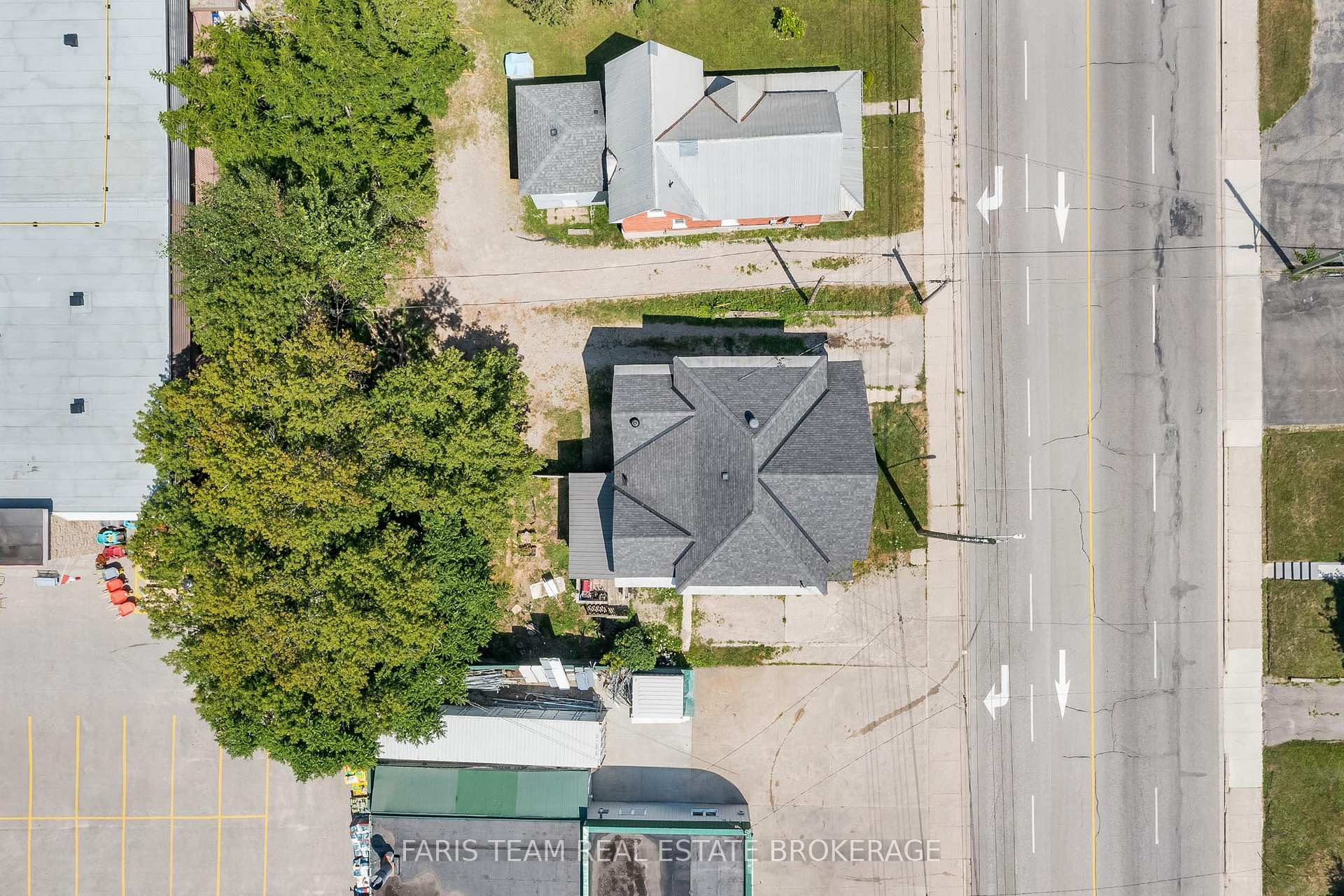 Photo 19 of 612 Bay Street, Midland — HOMEH