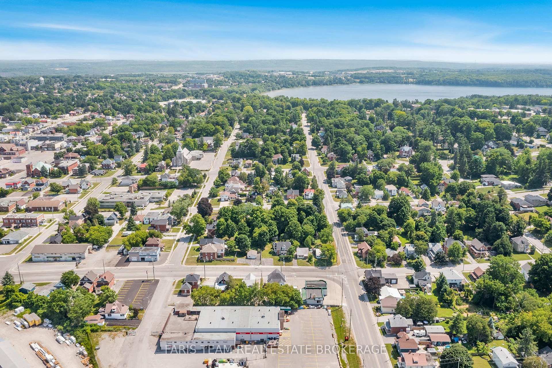 Photo 21 of 612 Bay Street, Midland — HOMEH