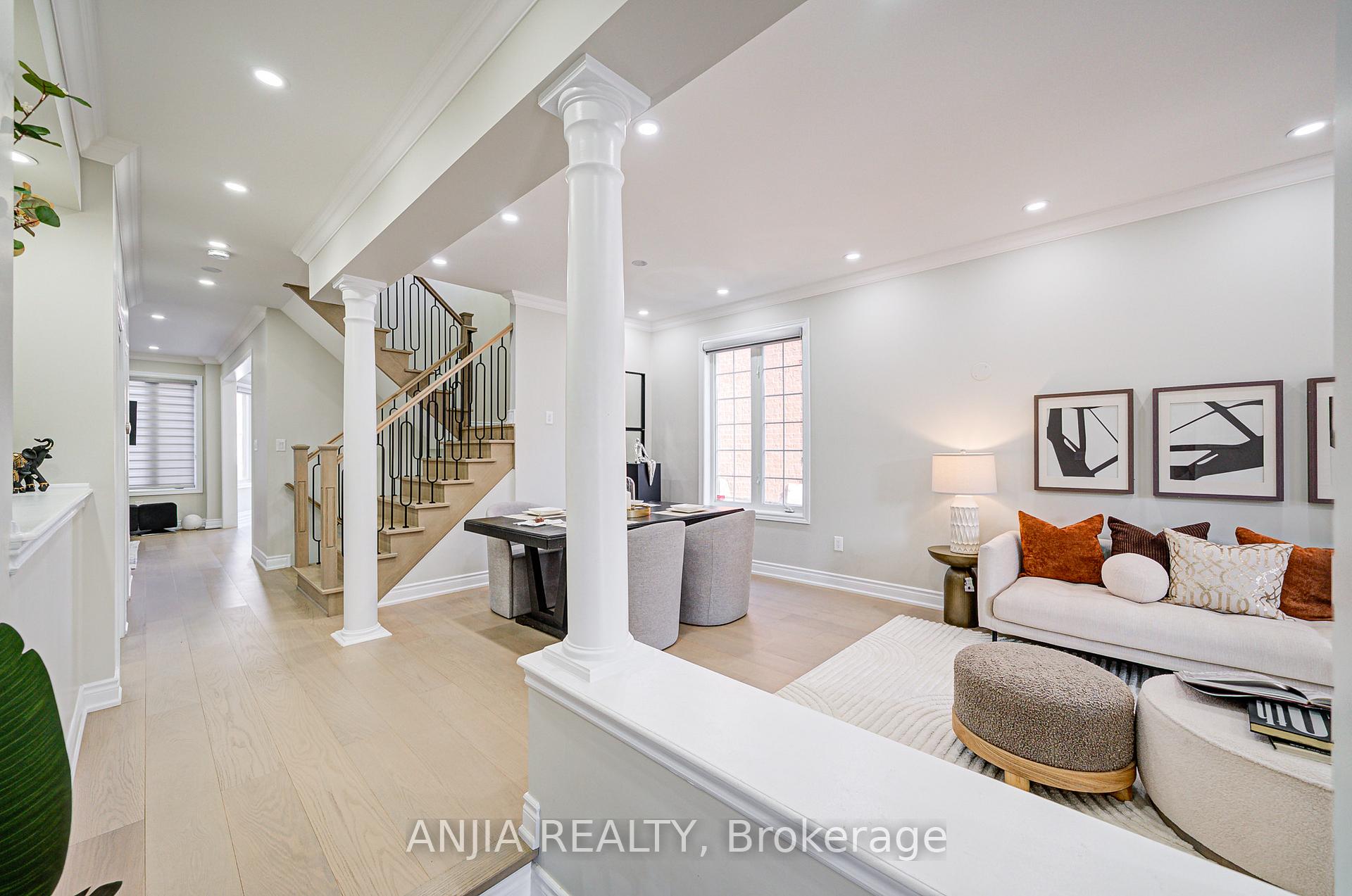Photo 2 of 5 Solace Road, Markham, Greensborough — HOMEH