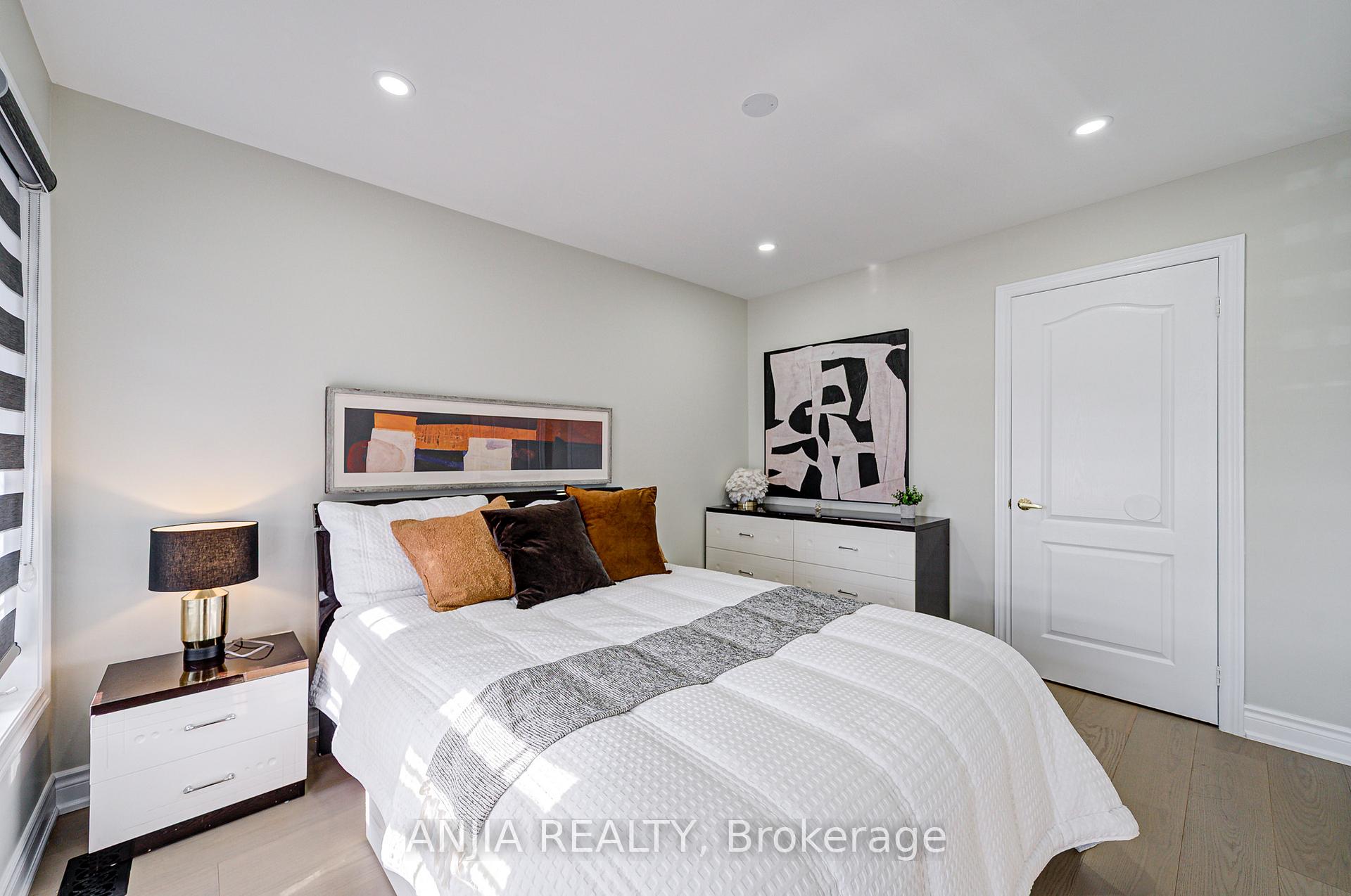 Photo 21 of 5 Solace Road, Markham, Greensborough — HOMEH