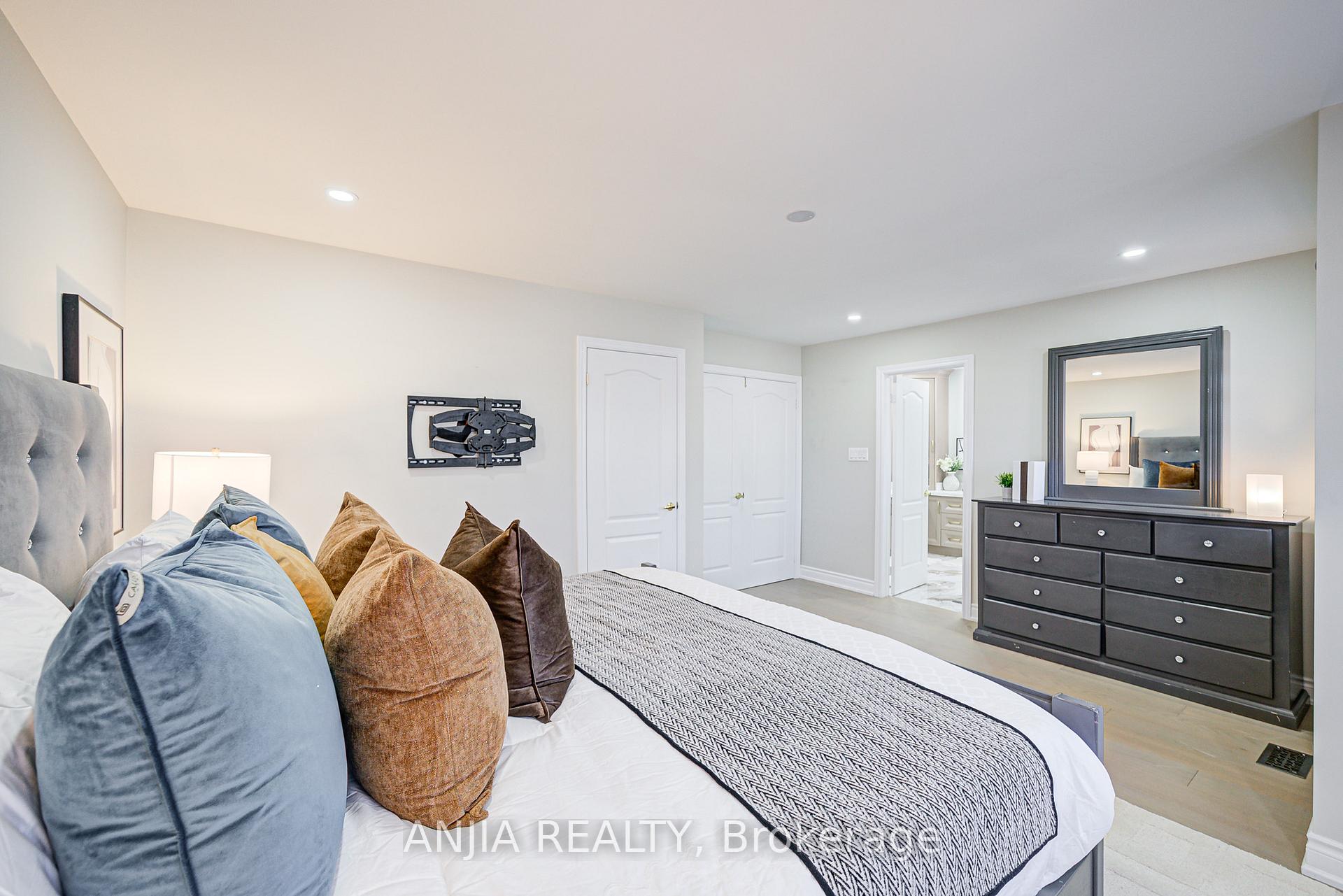 Photo 27 of 5 Solace Road, Markham, Greensborough — HOMEH