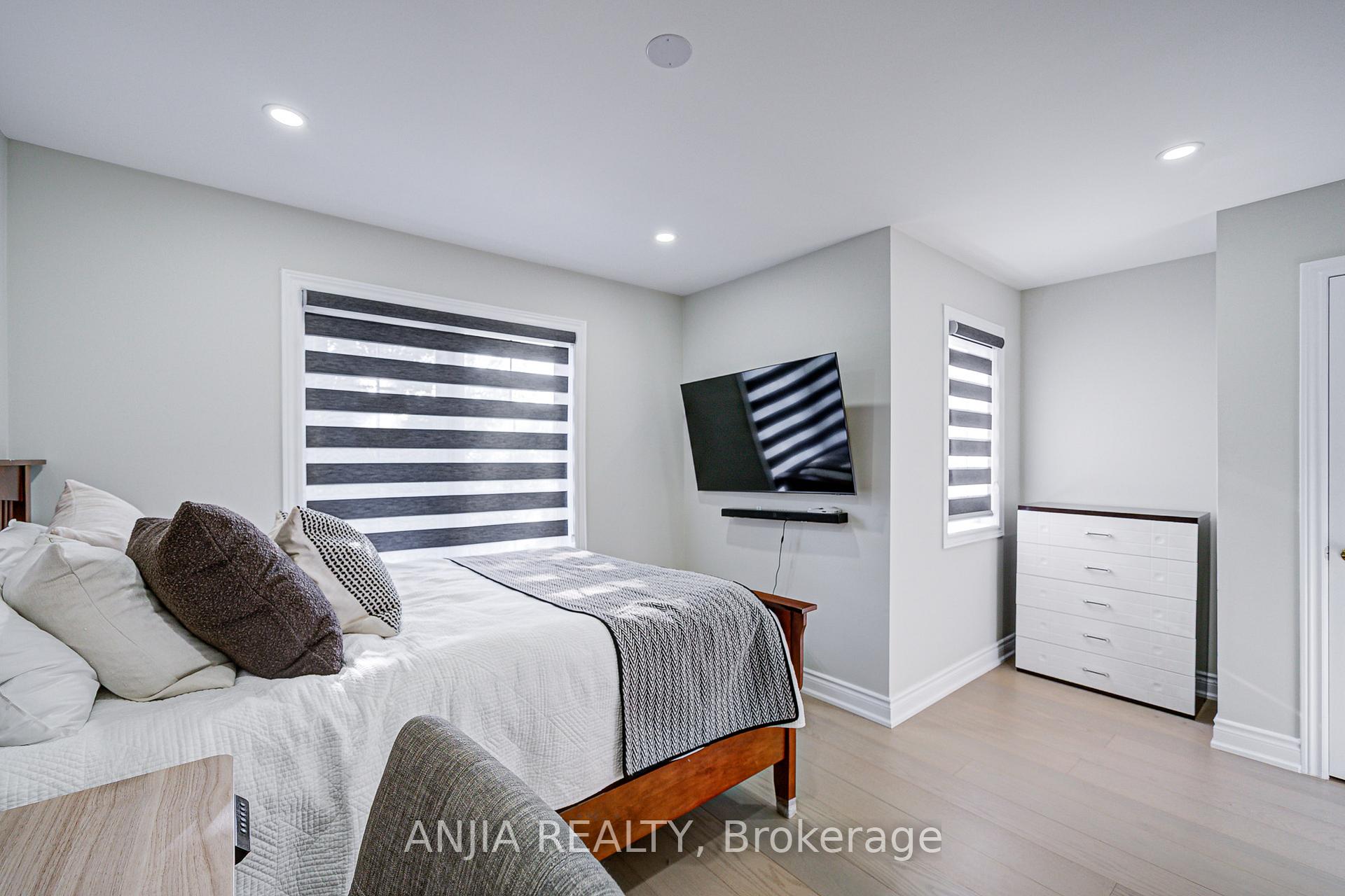 Photo 35 of 5 Solace Road, Markham, Greensborough — HOMEH