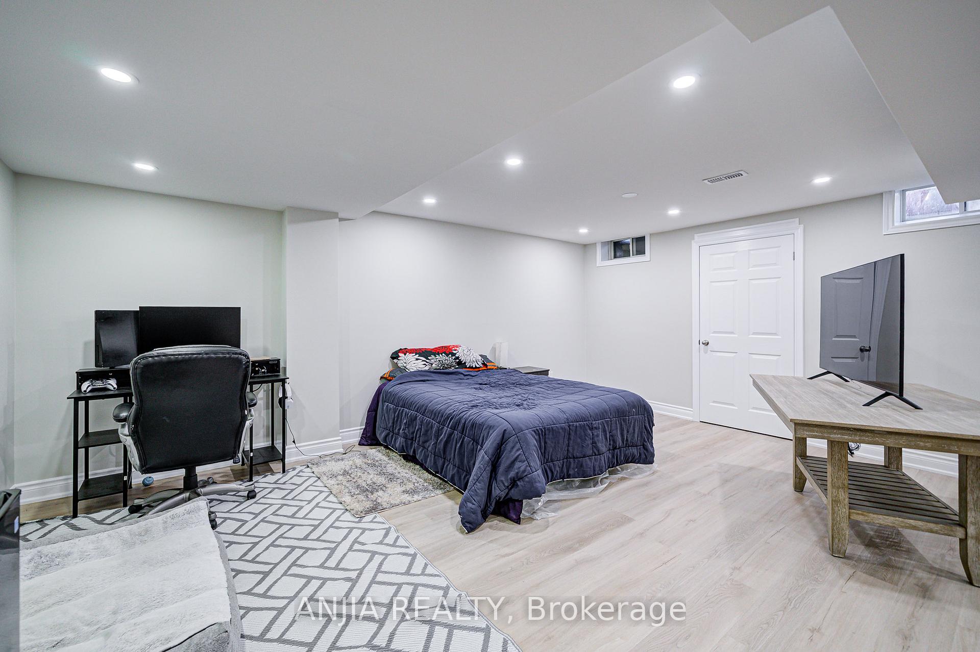 Photo 43 of 5 Solace Road, Markham, Greensborough — HOMEH