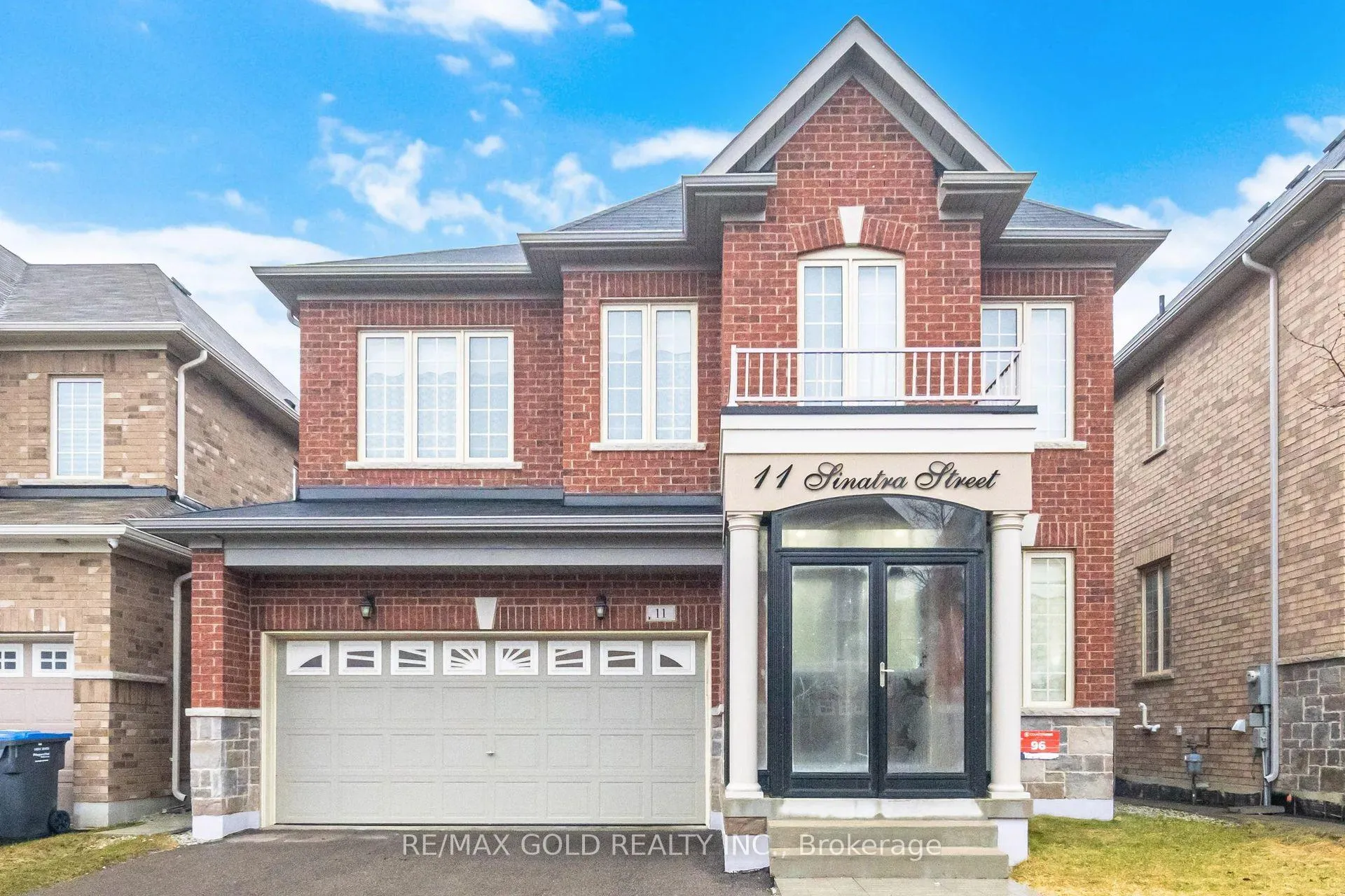 Front of 11 Sinatra Street