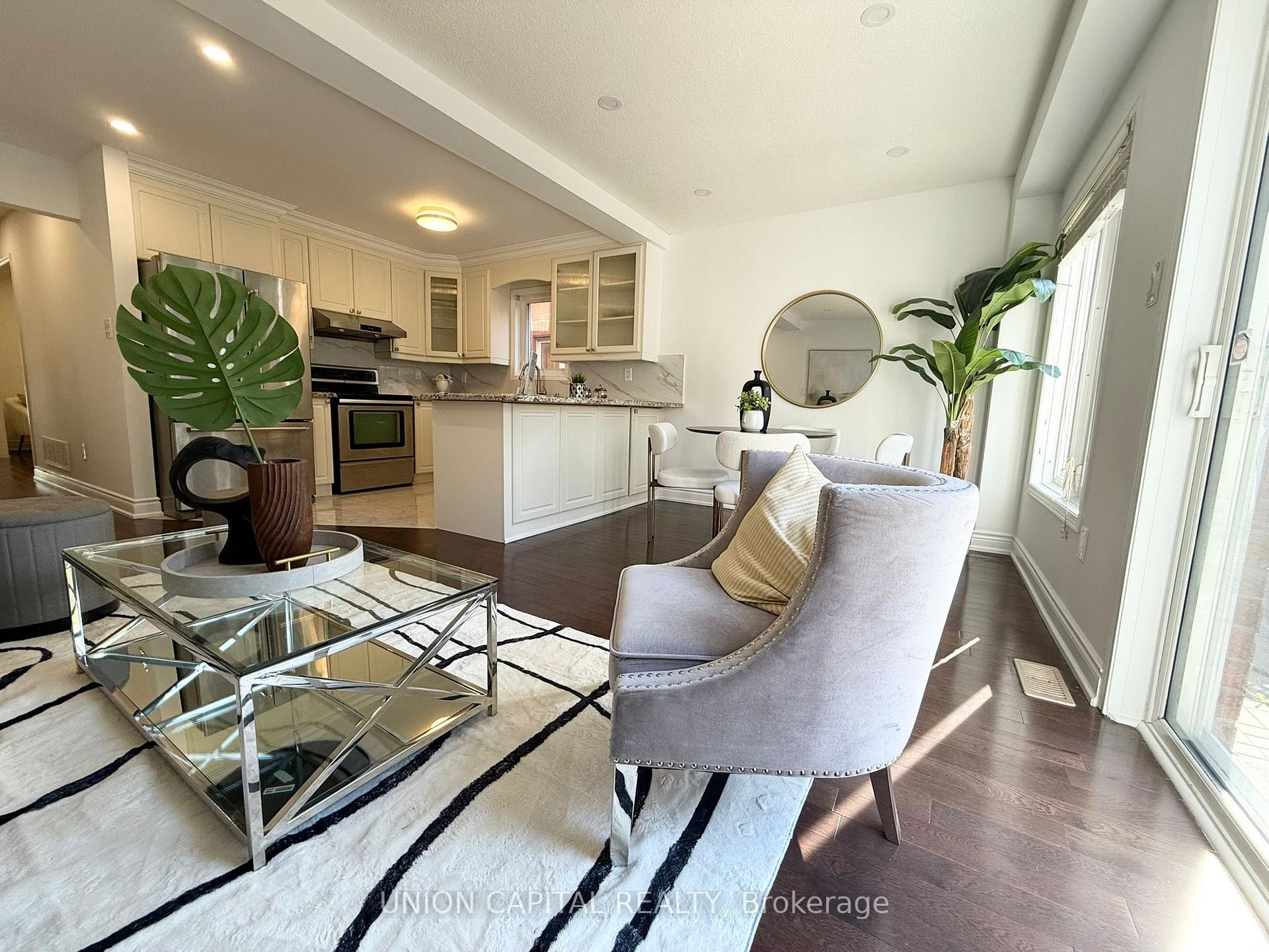 Photo 6 of 8 Charles Brown Road, Markham, Cedarwood — HOMEH