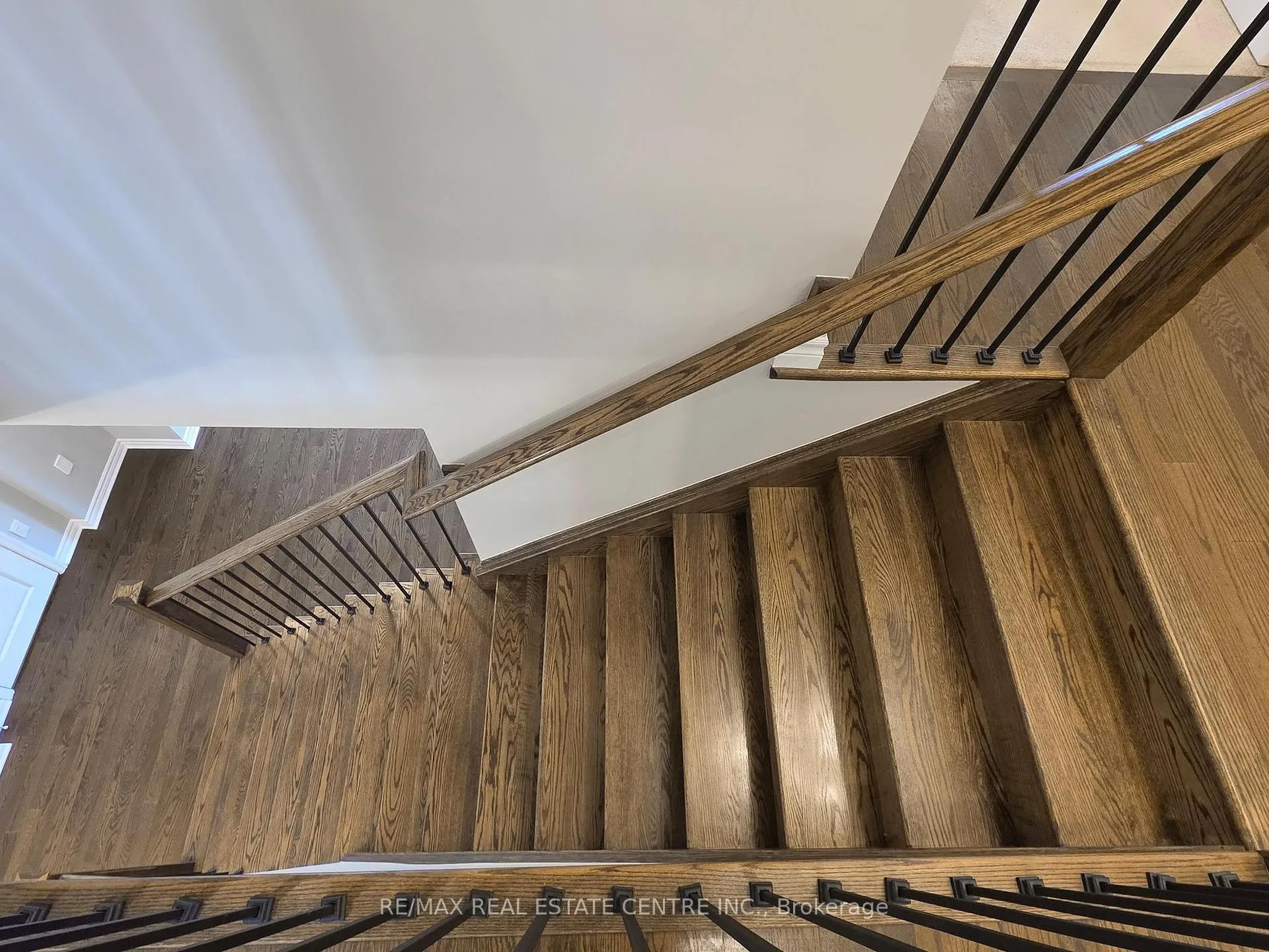 Photo 19 of 1538 Clitherow Street, Milton, Ford — HOMEH