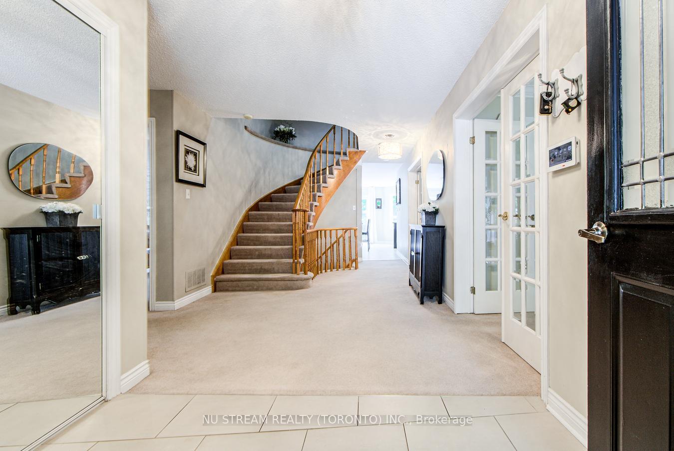 Photo 6 of 3 Coulson Court, Markham, Raymerville — HOMEH