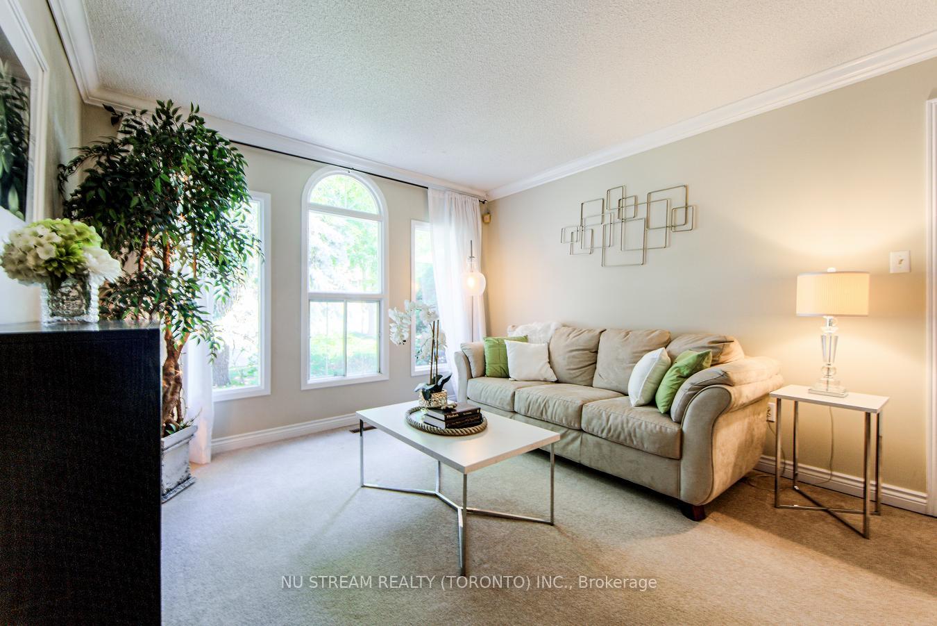 Photo 8 of 3 Coulson Court, Markham, Raymerville — HOMEH