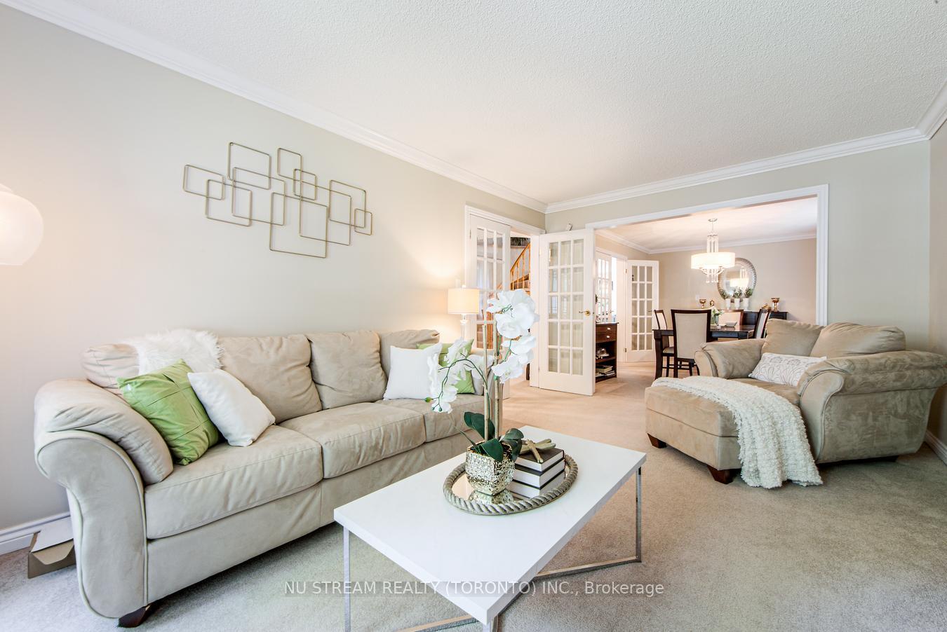 Photo 10 of 3 Coulson Court, Markham, Raymerville — HOMEH