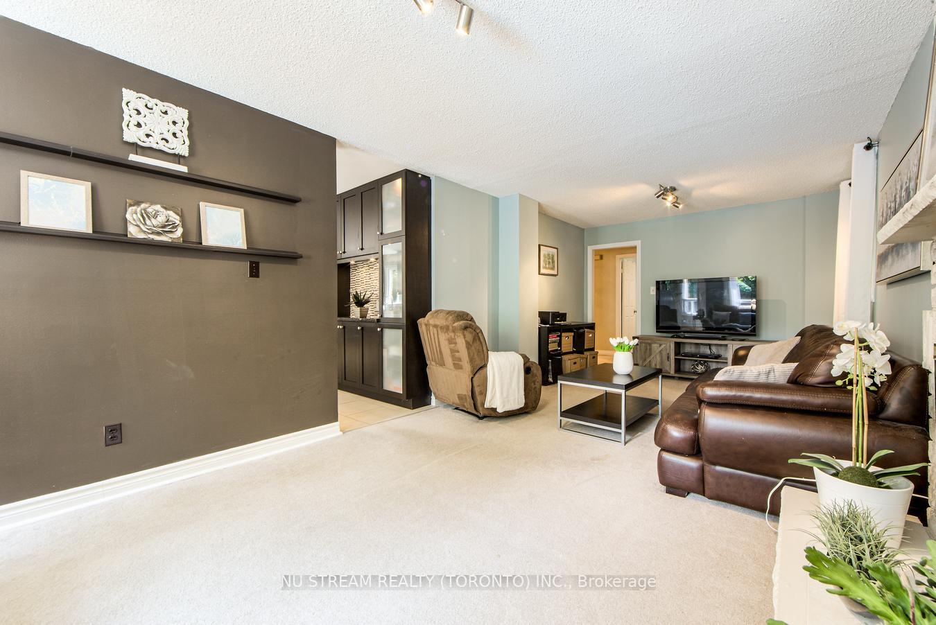 Photo 16 of 3 Coulson Court, Markham, Raymerville — HOMEH
