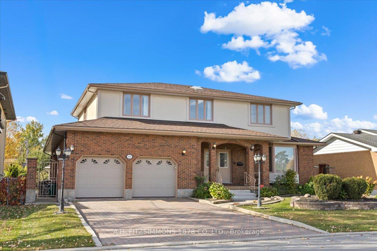 Photo 2 of 1538 Claymor Avenue, Ottawa, Carleton Heights — HOMEH