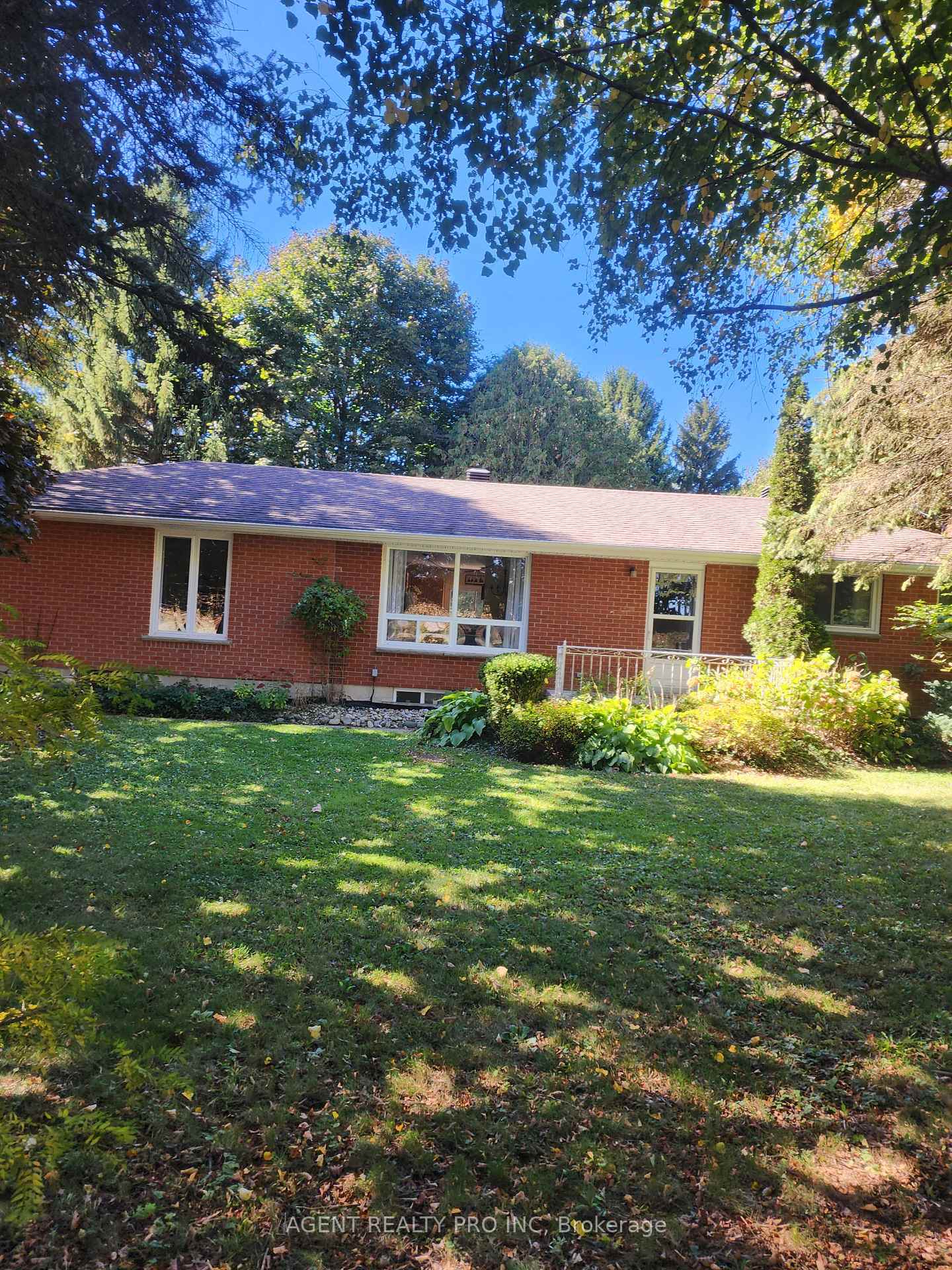 Photo 1 of 22847 Adelaide Street N, Middlesex Centre, Rural Middlesex Centre — HOMEH