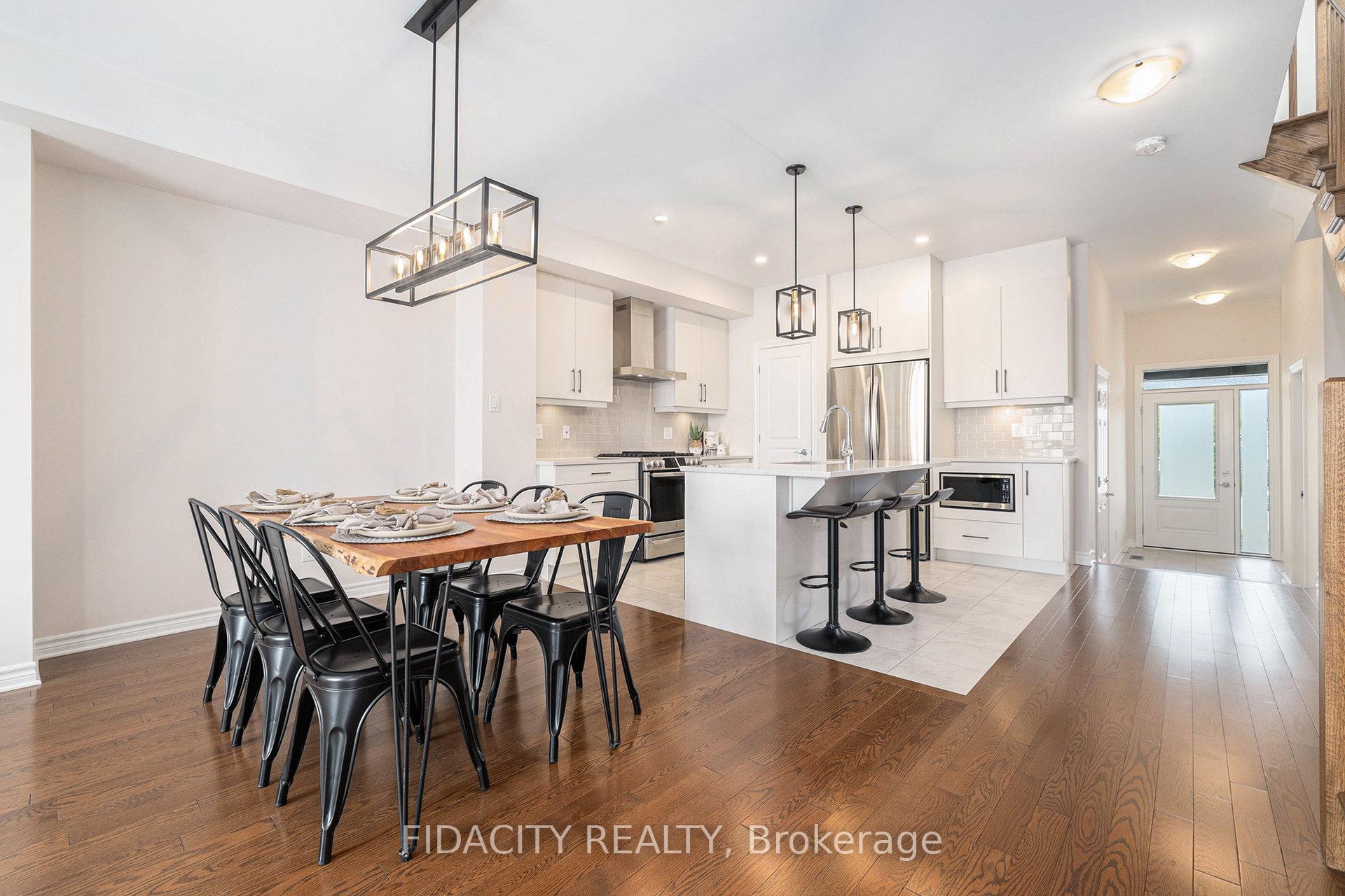 Photo 8 of 219A Shinny Avenue, Ottawa, Kanata - Emerald Meadows/Trailwest — HOMEH