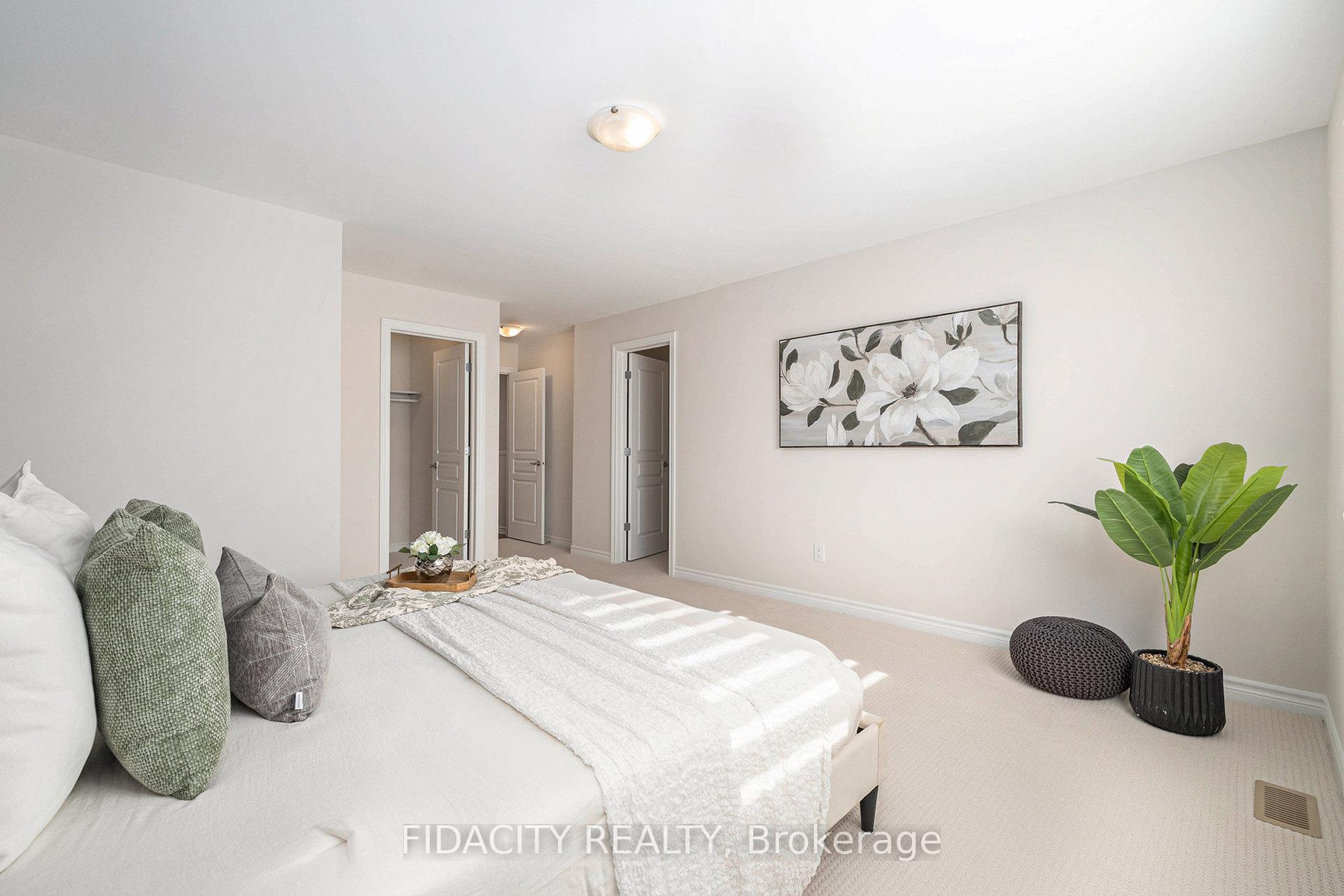 Photo 16 of 219A Shinny Avenue, Ottawa, Kanata - Emerald Meadows/Trailwest — HOMEH