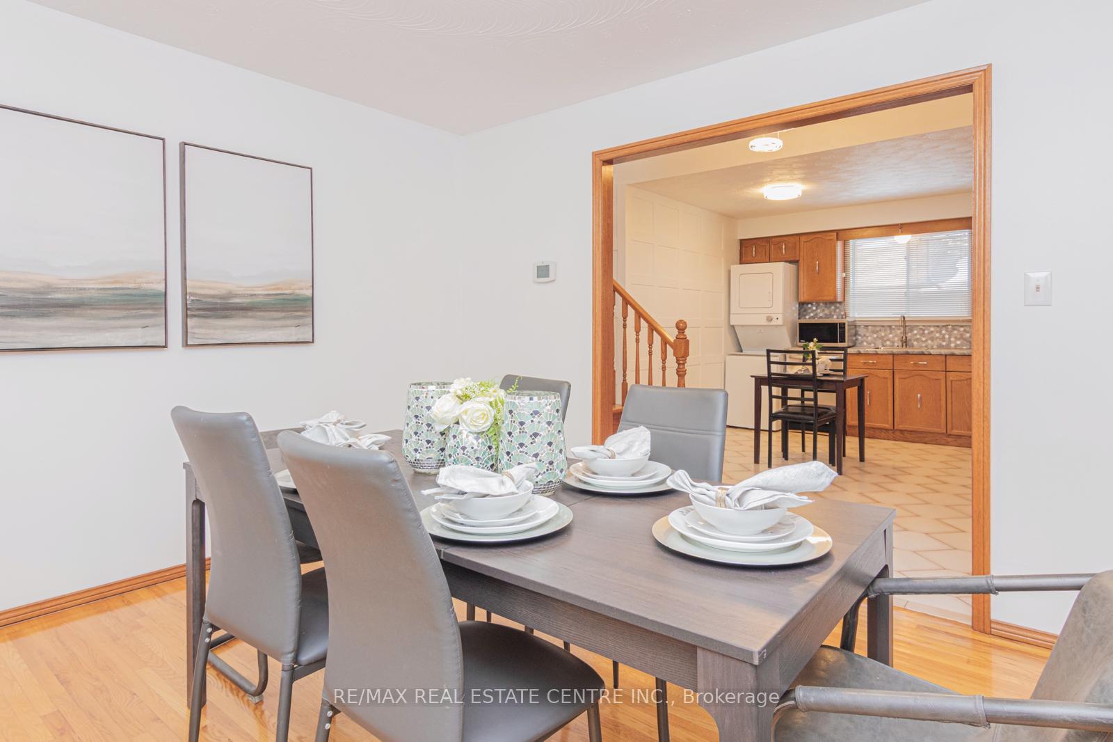 Photo 8 of Unit Main, 22 Glenhaven Drive, Hamilton, Gilkson — HOMEH