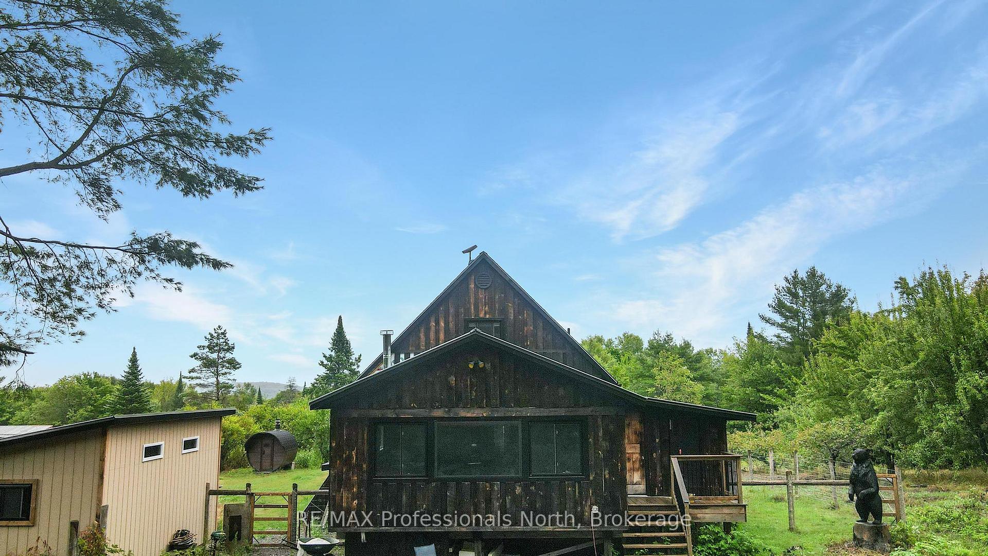 Photo 7 of 1597 Queens Line Road, Minden Hills, Minden — HOMEH