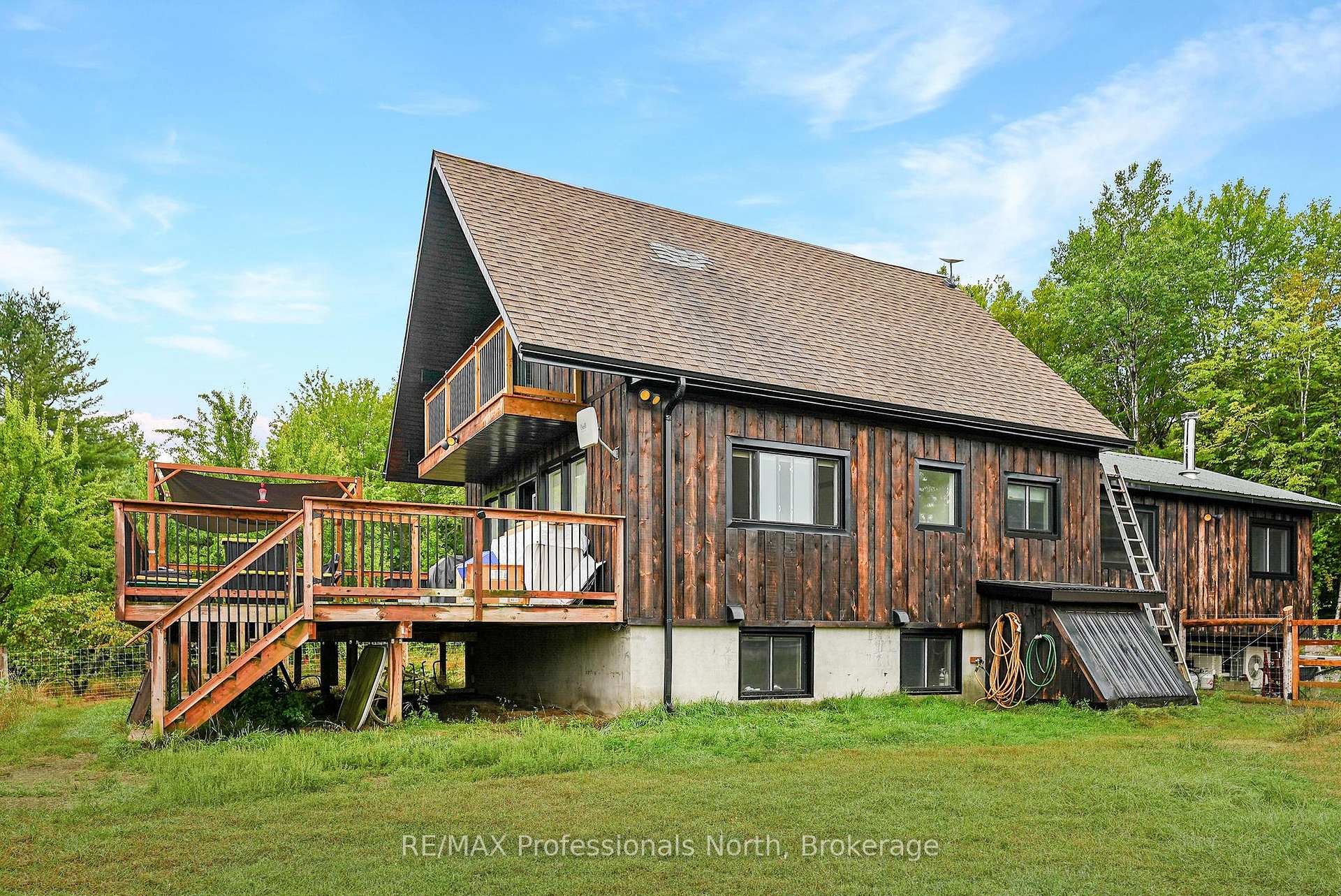 Photo 8 of 1597 Queens Line Road, Minden Hills, Minden — HOMEH