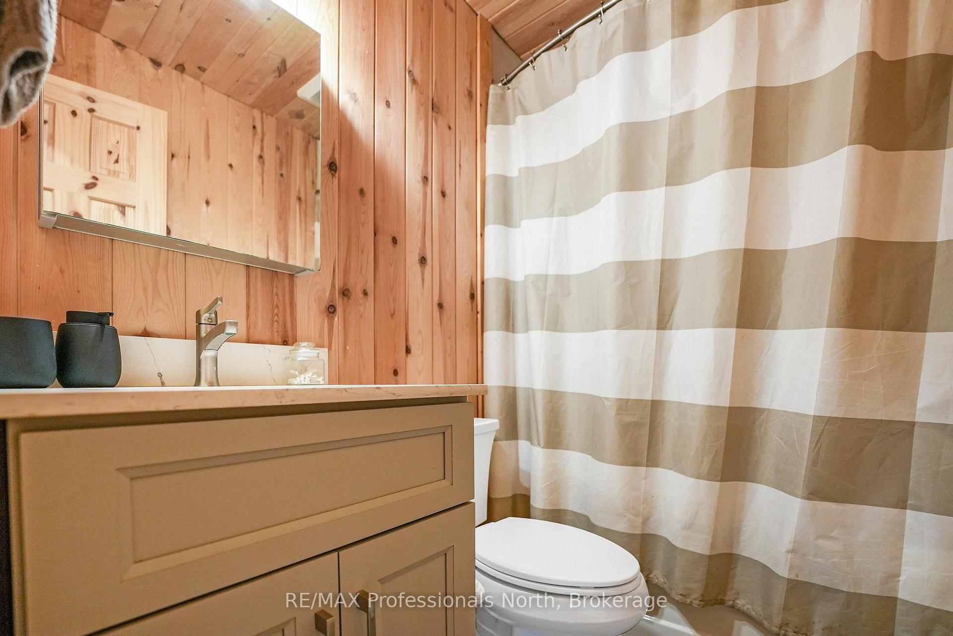Photo 23 of 1597 Queens Line Road, Minden Hills, Minden — HOMEH