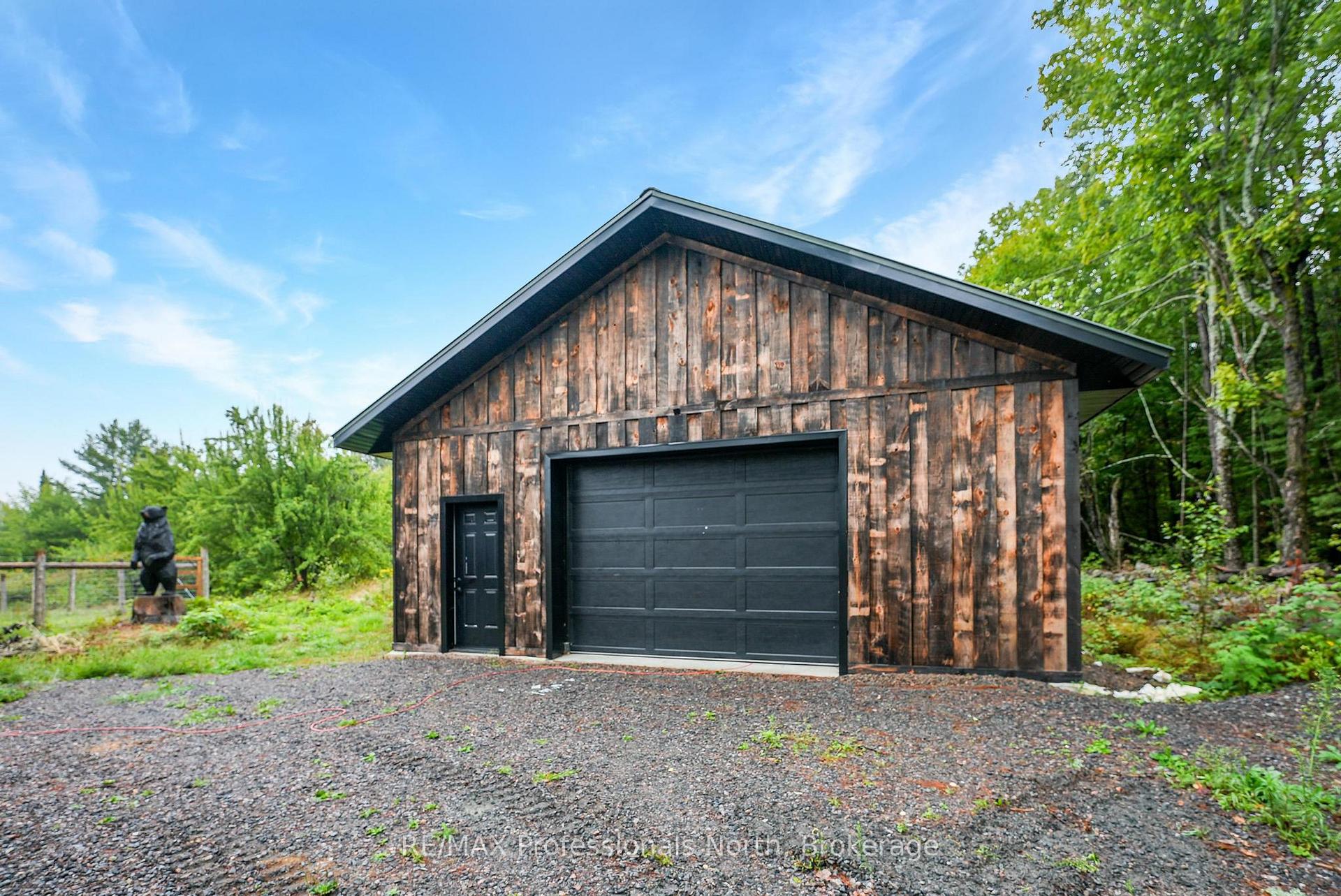Photo 34 of 1597 Queens Line Road, Minden Hills, Minden — HOMEH