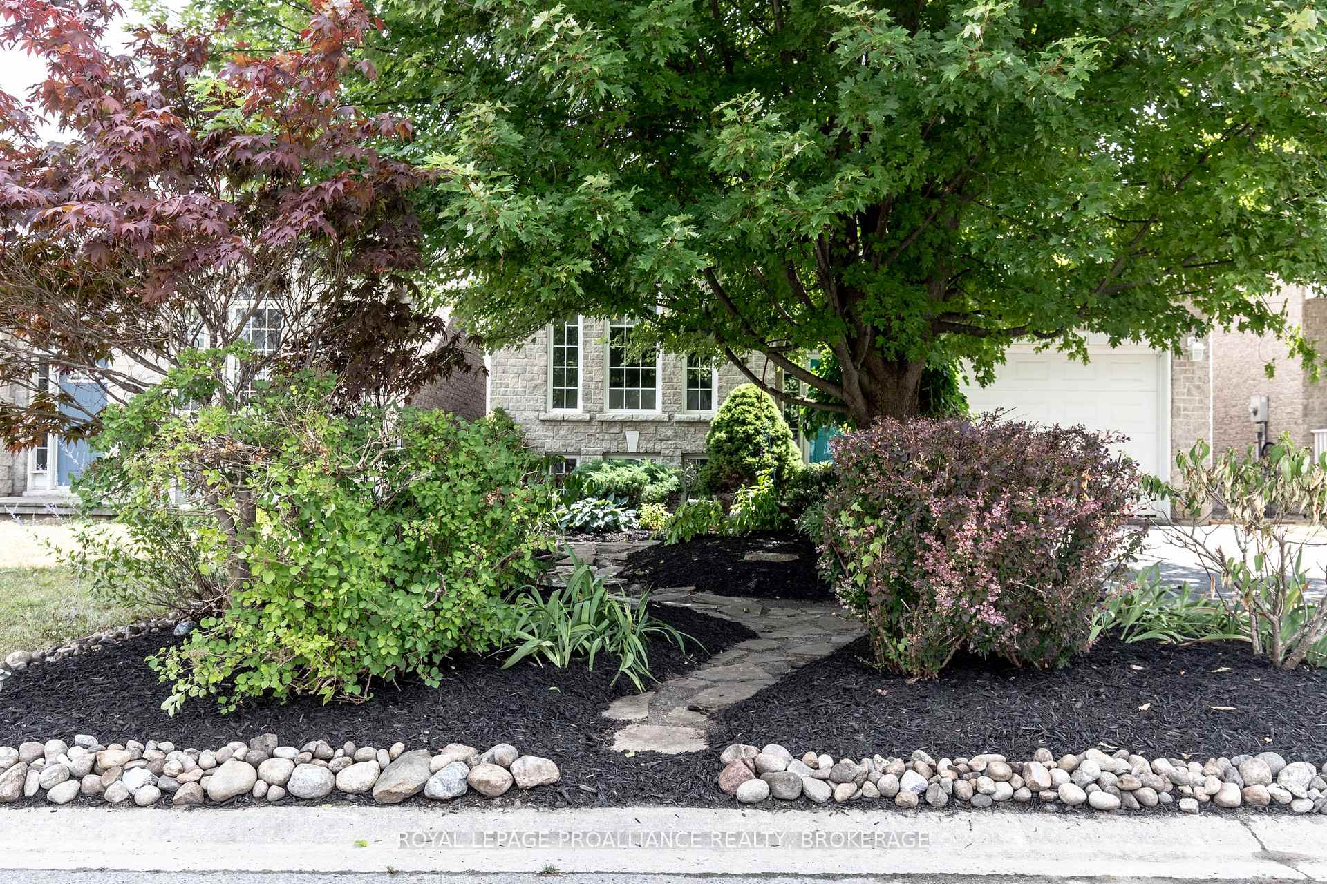 Photo 1 of 440 Weston Crescent, Kingston, East Gardiners Rd — HOMEH