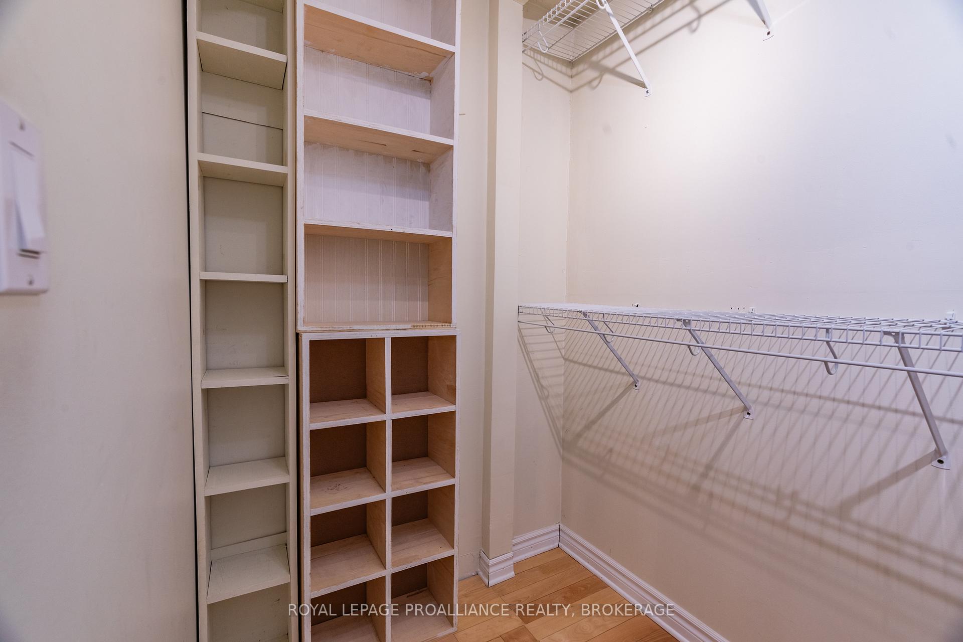 Photo 26 of 440 Weston Crescent, Kingston, East Gardiners Rd — HOMEH