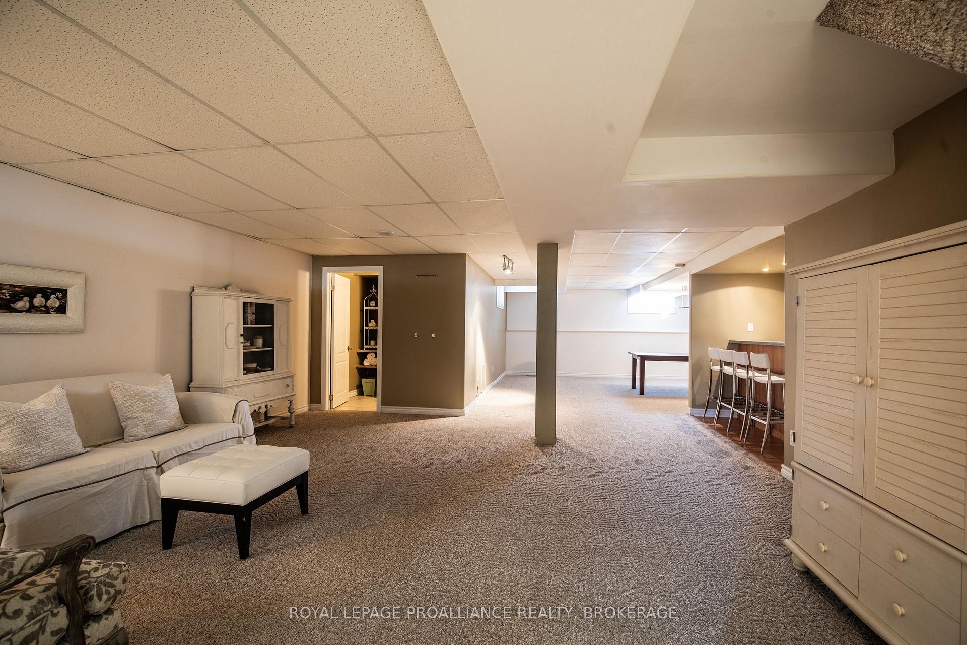 Photo 27 of 440 Weston Crescent, Kingston, East Gardiners Rd — HOMEH