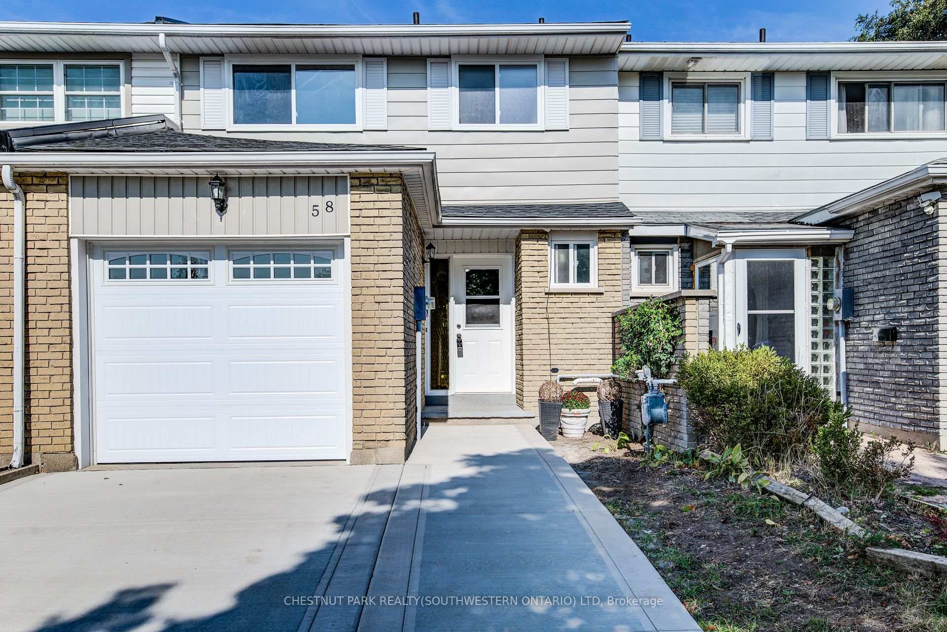 Photo 3 of 58 Obermeyer Drive, Kitchener — HOMEH
