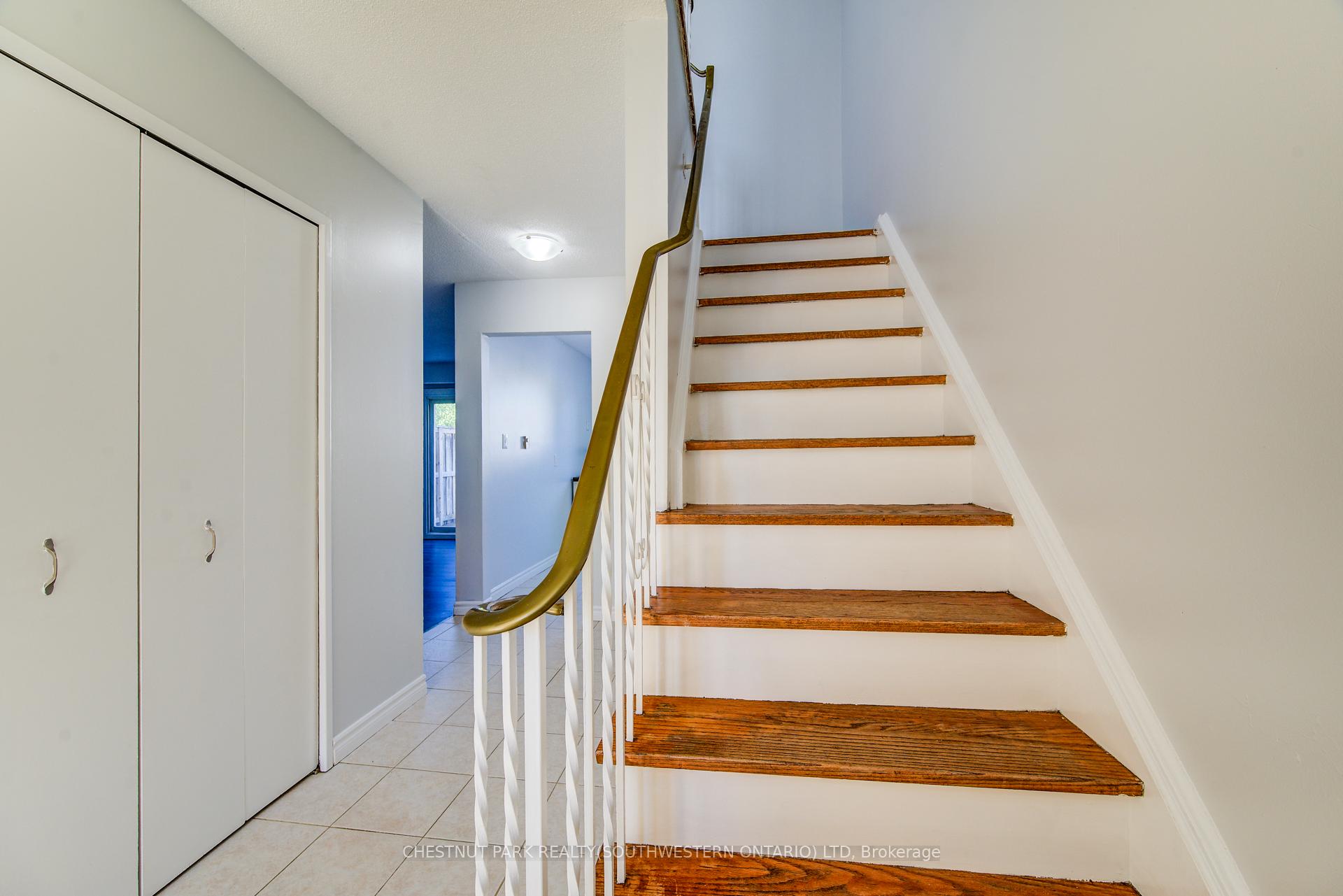 Photo 18 of 58 Obermeyer Drive, Kitchener — HOMEH