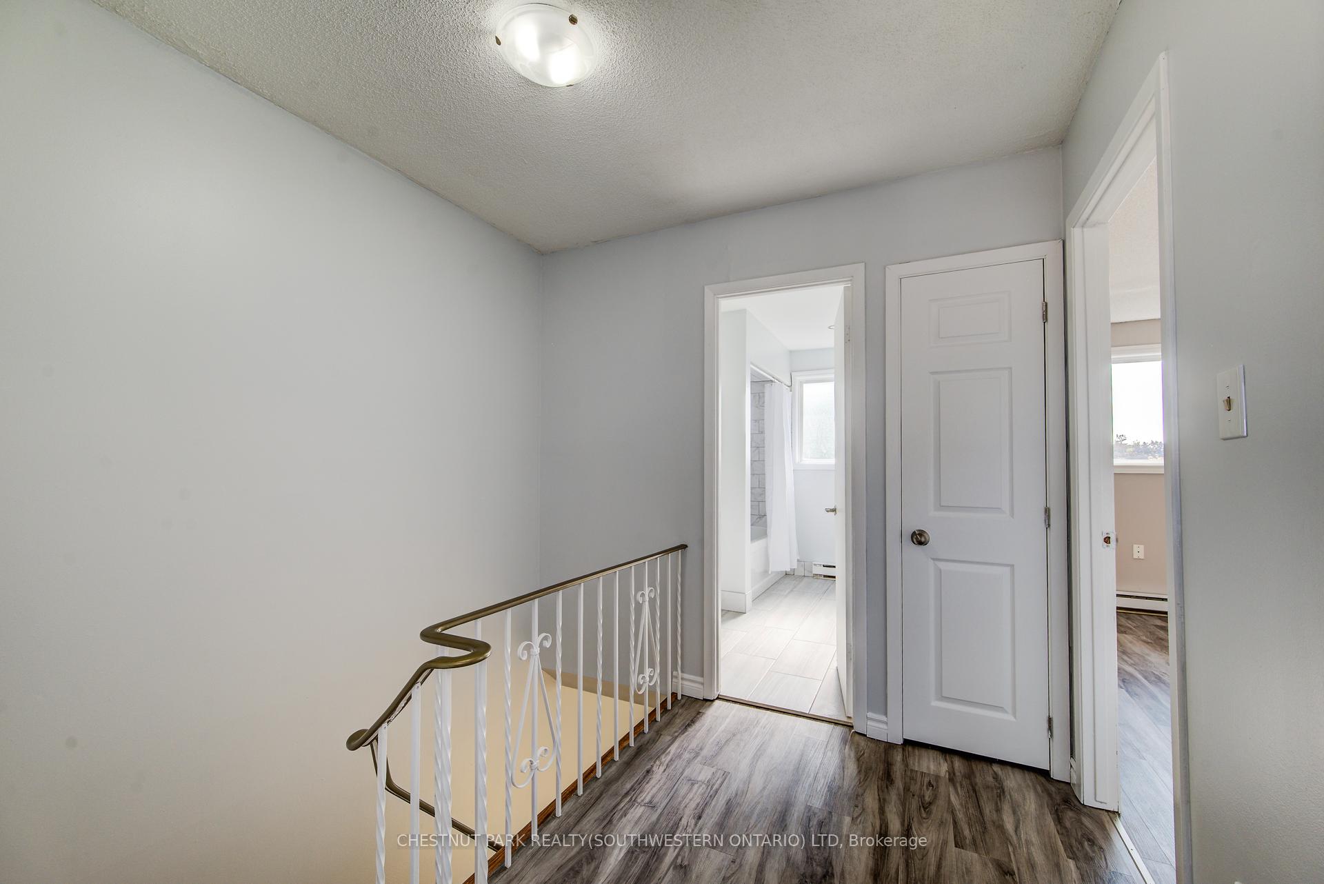 Photo 19 of 58 Obermeyer Drive, Kitchener — HOMEH