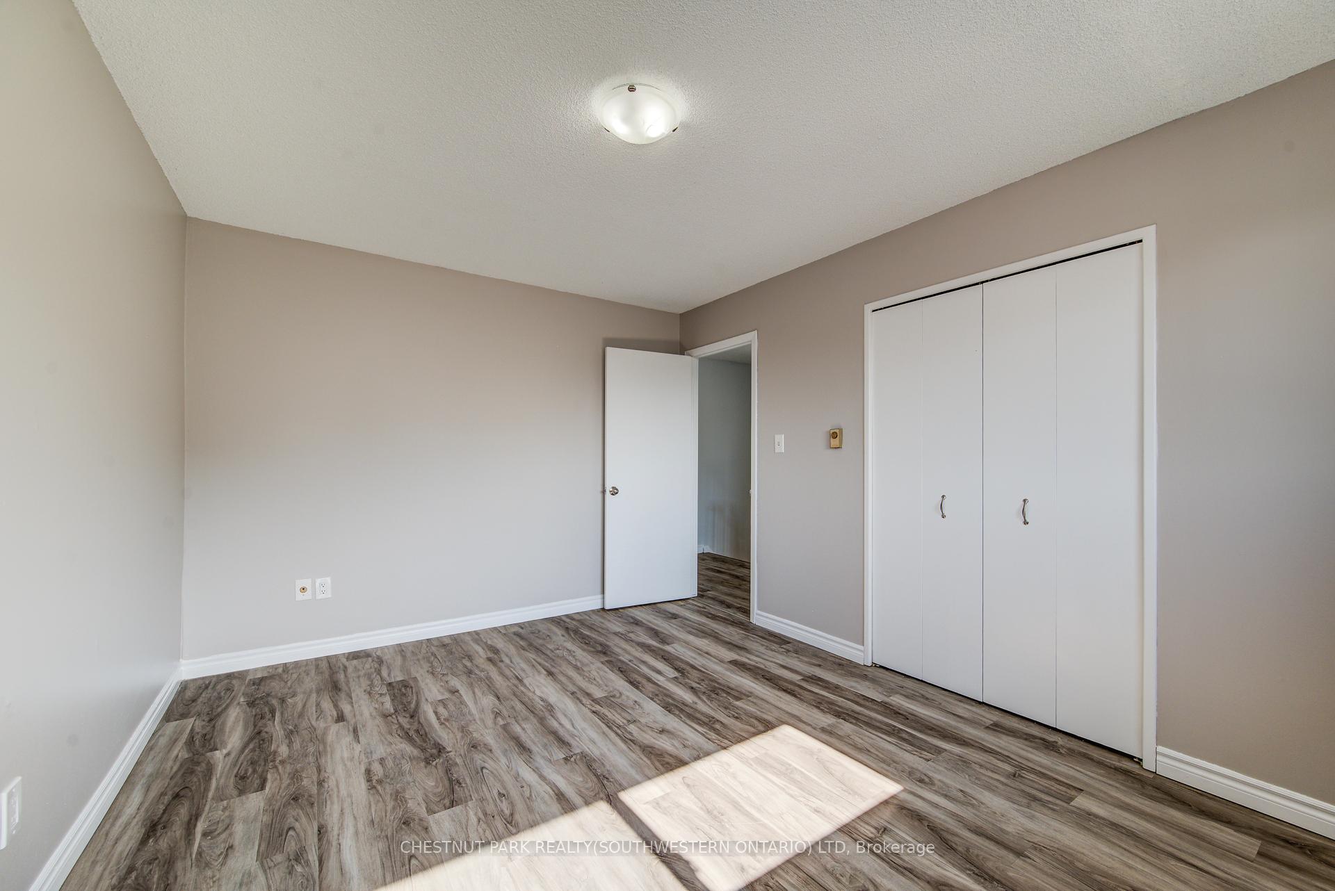 Photo 22 of 58 Obermeyer Drive, Kitchener — HOMEH