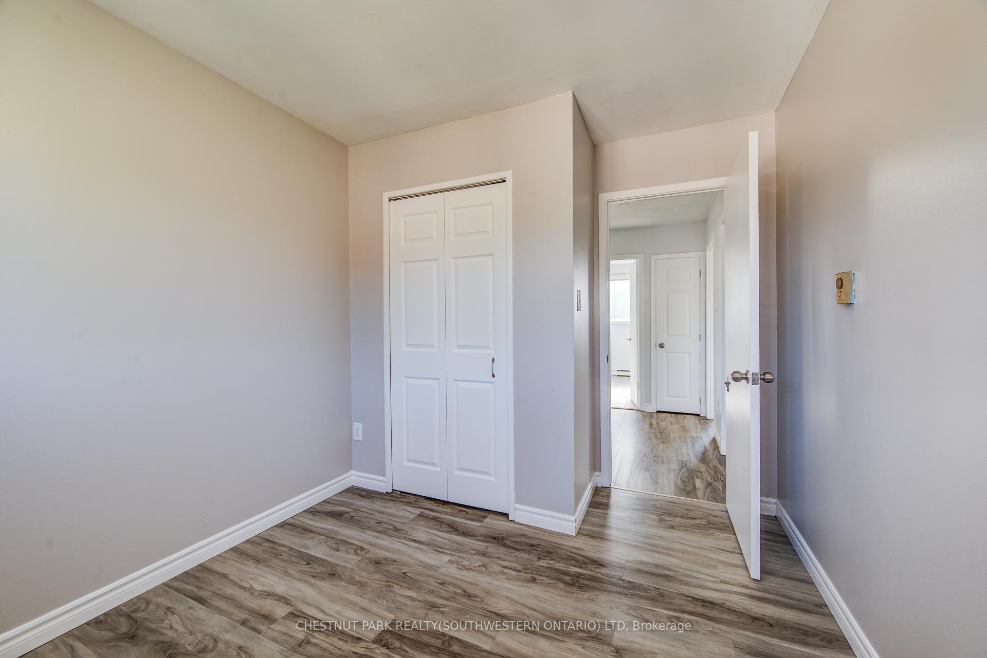 Photo 26 of 58 Obermeyer Drive, Kitchener — HOMEH