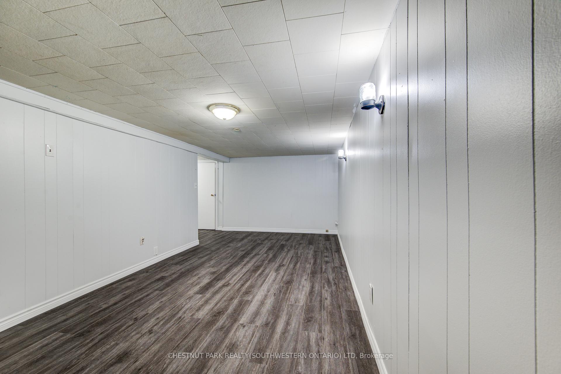Photo 31 of 58 Obermeyer Drive, Kitchener — HOMEH