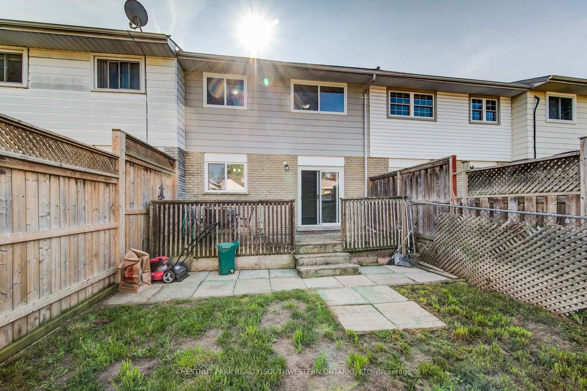 Photo 35 of 58 Obermeyer Drive, Kitchener — HOMEH
