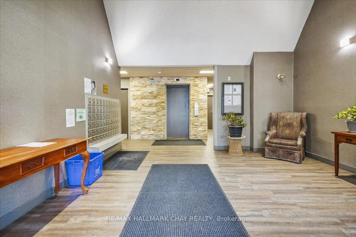 Photo 5 of Unit 206, 120 Bell Farm Road, Barrie, Alliance — HOMEH