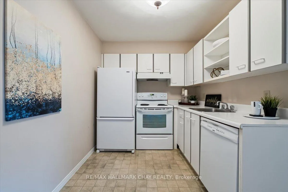 Photo 12 of Unit 206, 120 Bell Farm Road, Barrie, Alliance — HOMEH