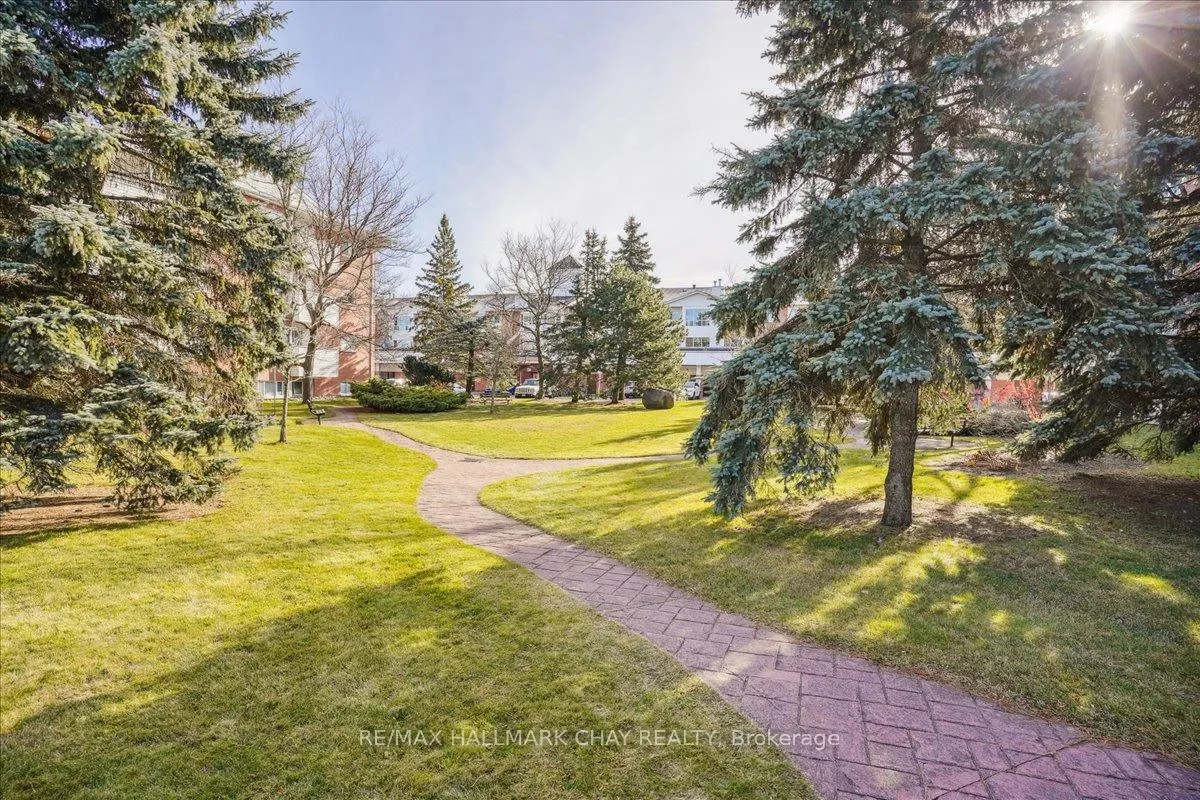 Photo 32 of Unit 206, 120 Bell Farm Road, Barrie, Alliance — HOMEH