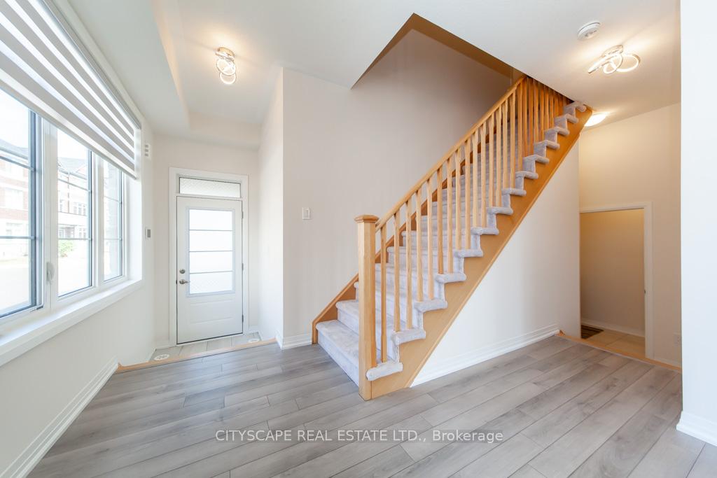 Photo 2 of 1 Carneros Way, Markham, Cedar Grove — HOMEH