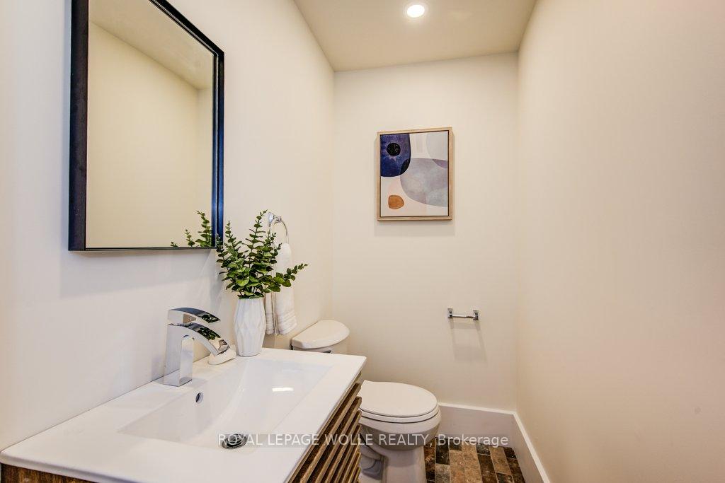 Photo 11 of 34 Severn Avenue, Kitchener — HOMEH
