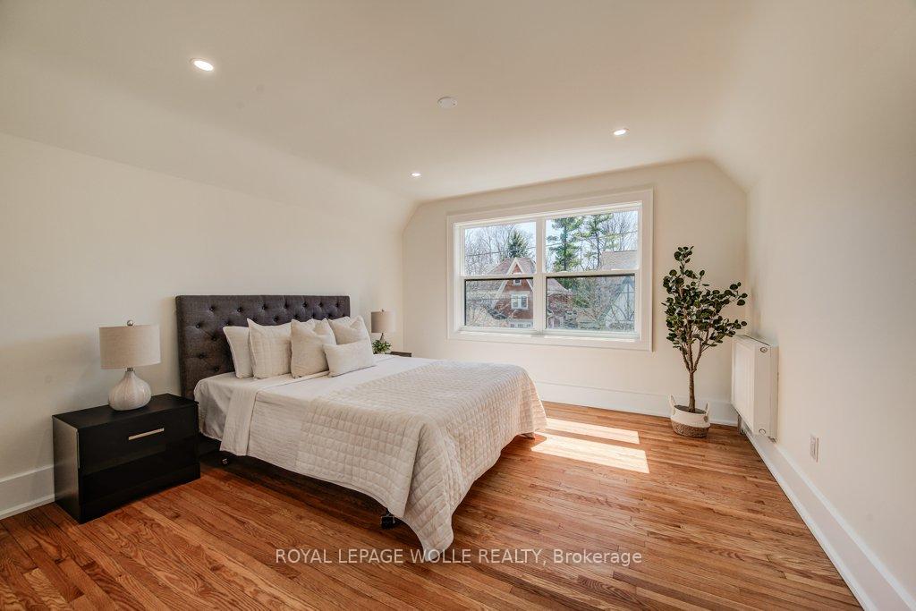 Photo 12 of 34 Severn Avenue, Kitchener — HOMEH