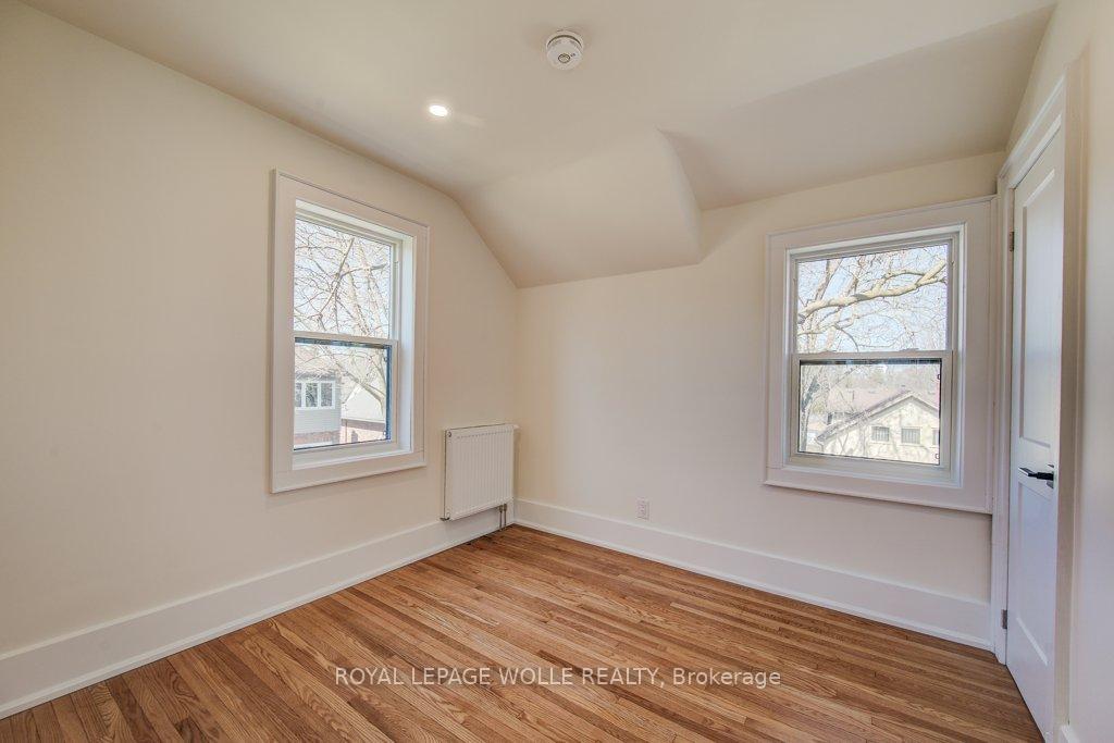 Photo 15 of 34 Severn Avenue, Kitchener — HOMEH