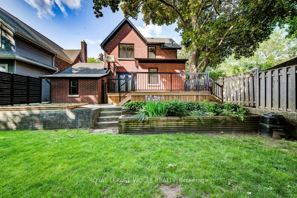 Photo 27 of 34 Severn Avenue, Kitchener — HOMEH