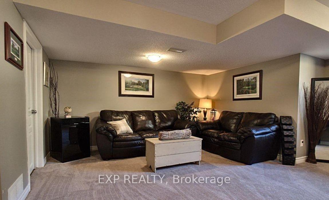 Photo 21 of 435 Barrick Hill Road, Ottawa, Kanata - Emerald Meadows/Trailwest — HOMEH