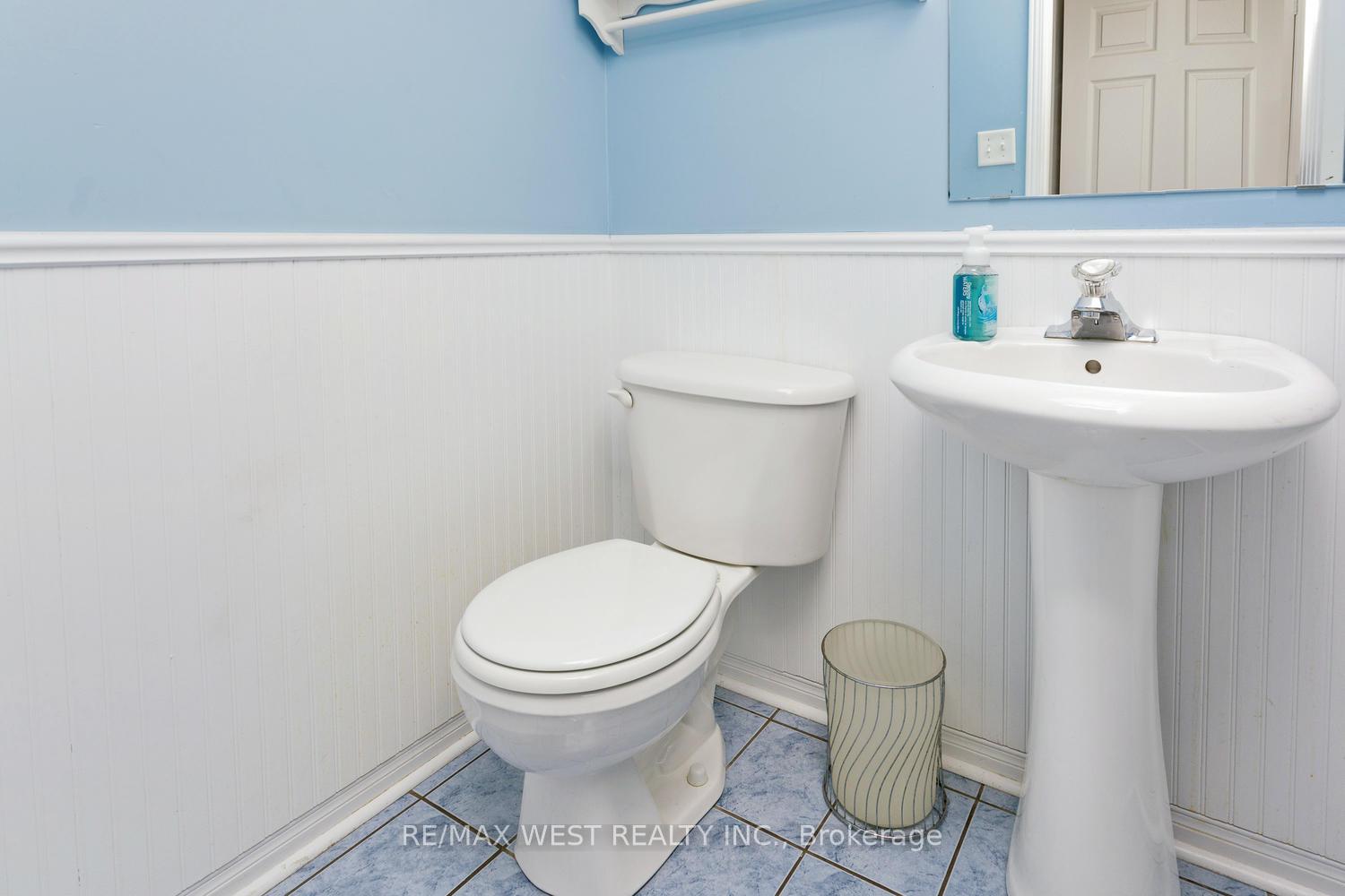 Photo 2 of Unit 1, 66 Manley Lane, Milton, Dempsey — HOMEH