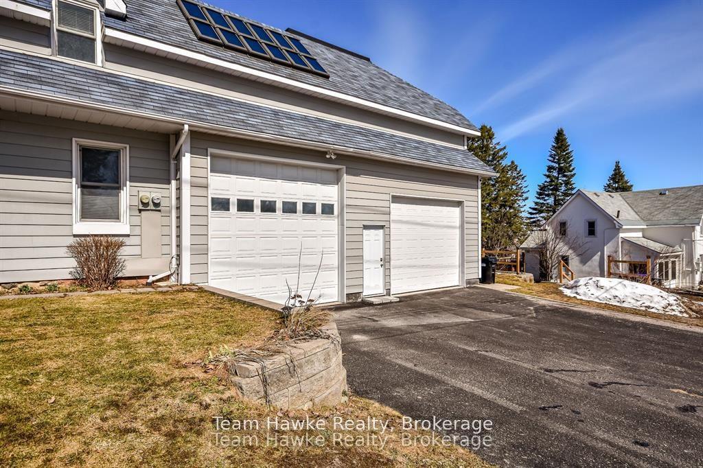 Photo 2 of 183 Lindsay Street, Midland — HOMEH